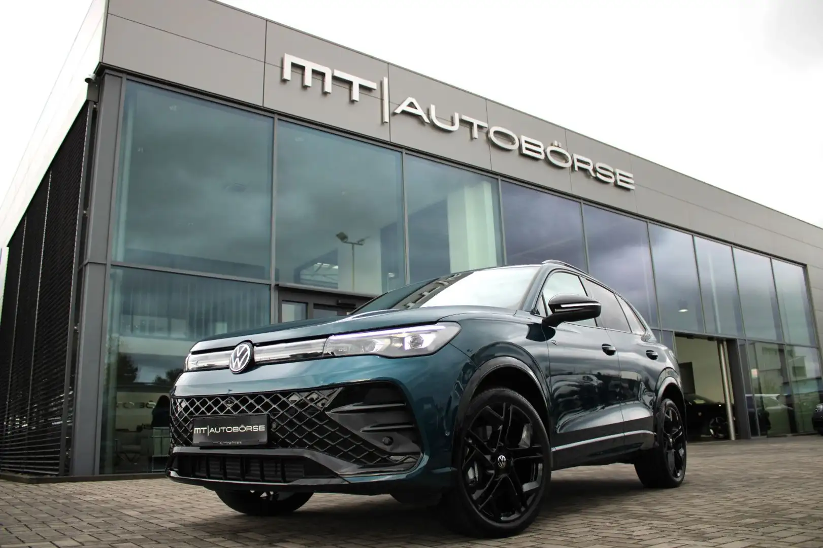 Volkswagen Tiguan TIGUAN 2.0 TSI 4M R-LINE BLACK/AHK/PANO./IQ/20" Bleu - 1