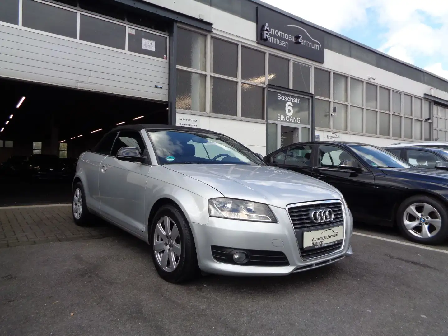 Audi A3 Cabriolet 1.6 Attr.*ALU*PDC*S-HEFT*ZHNR NEU* Silber - 1