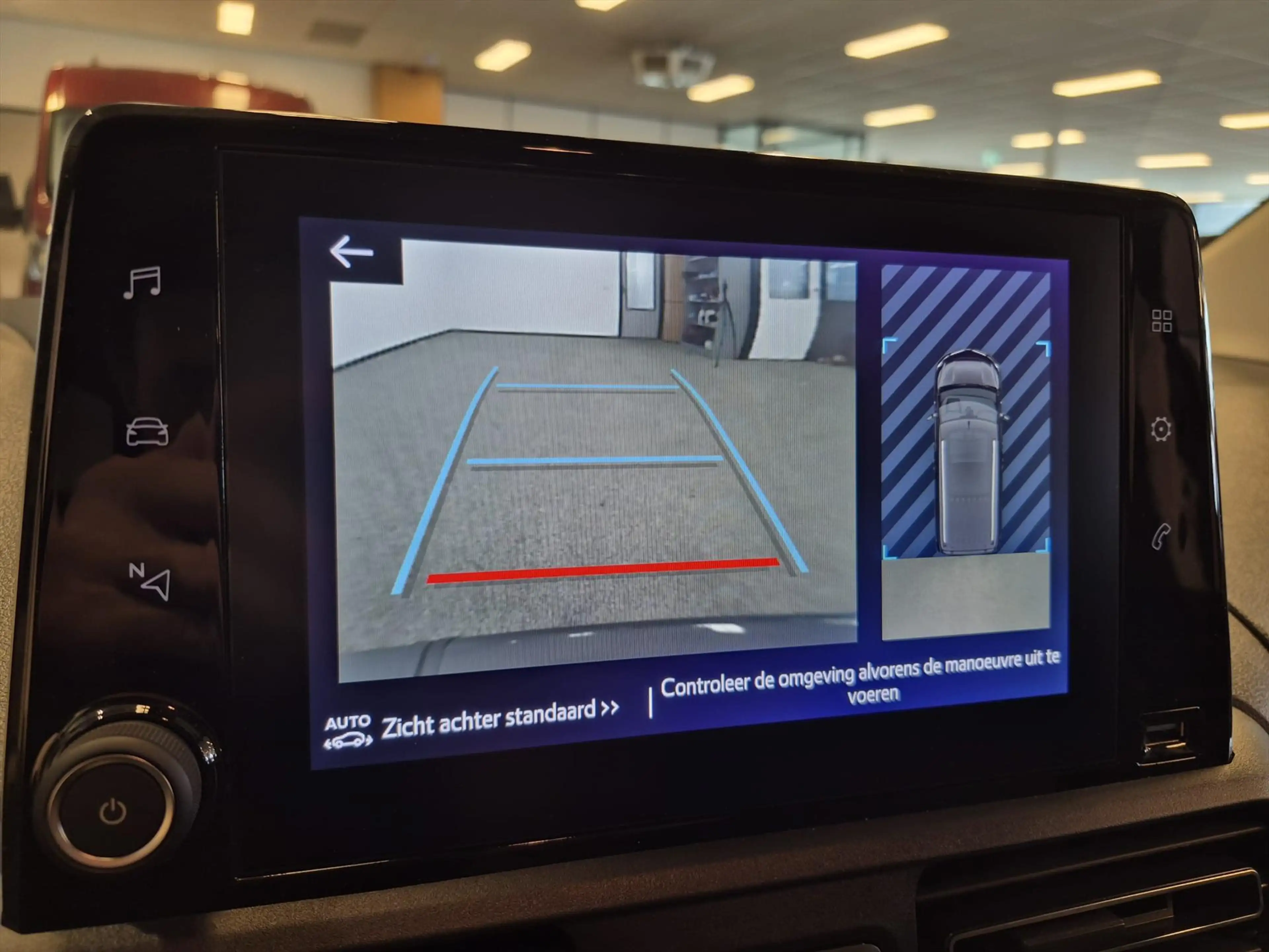 Toyota Proace City Verso L2 Rolstoelauto 5+1 — photo 26