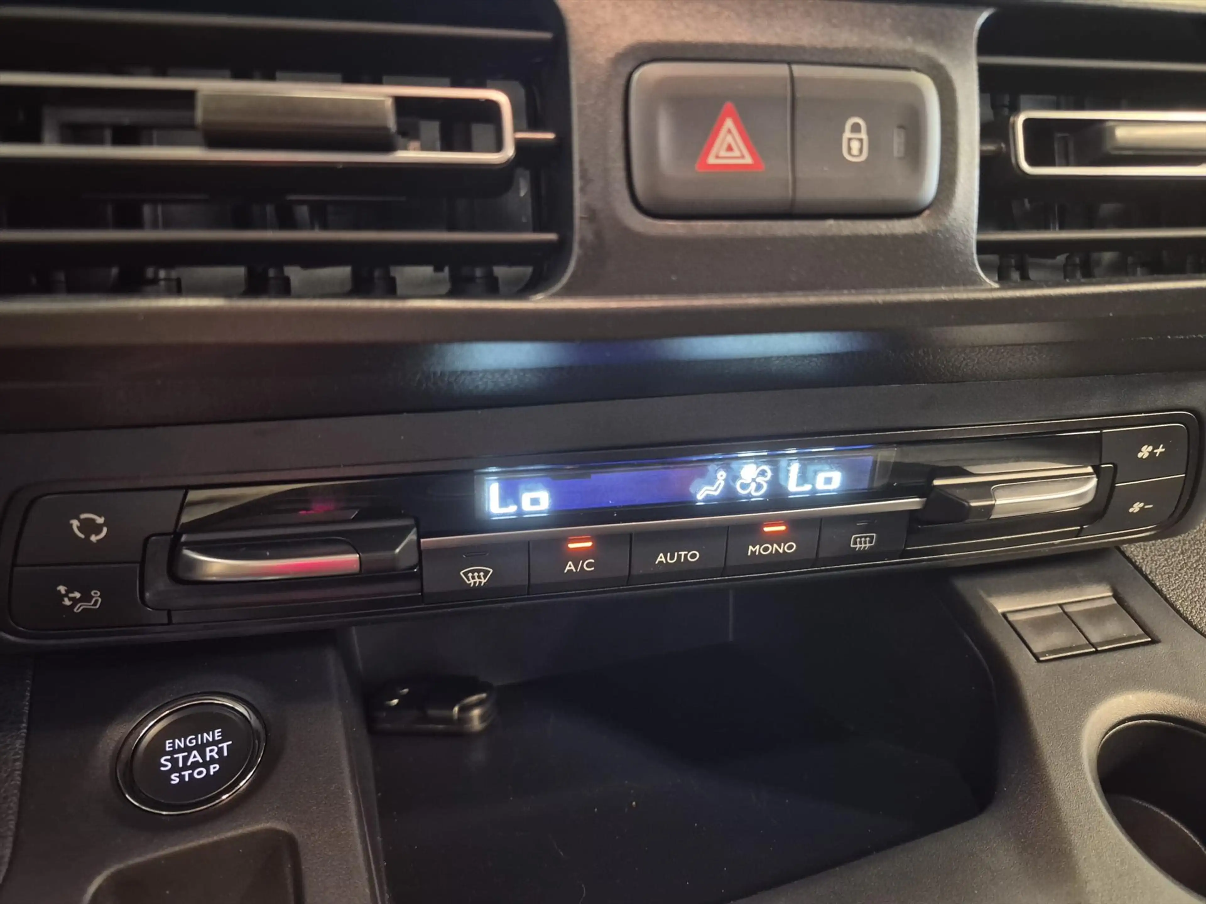 Toyota Proace City Verso L2 Rolstoelauto 5+1 — photo 27
