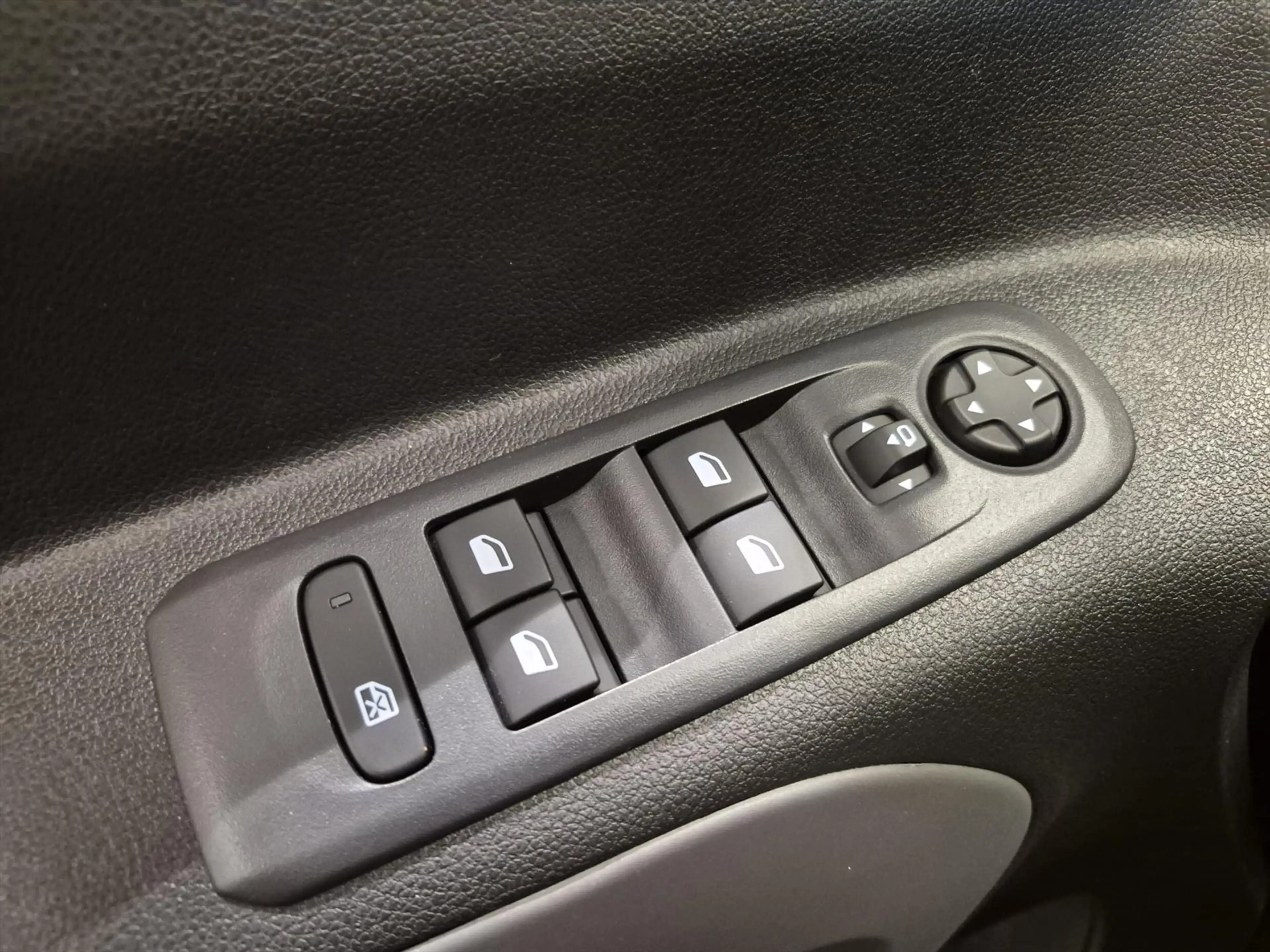 Toyota Proace City Verso L2 Rolstoelauto 5+1 — photo 28