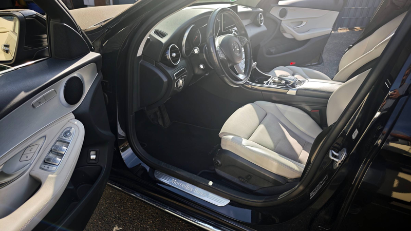 Mercedes-Benz C 200 C 200 CGI Avantgarde 7G-TRONIC *Kamera*LED*Navi* — photo 9