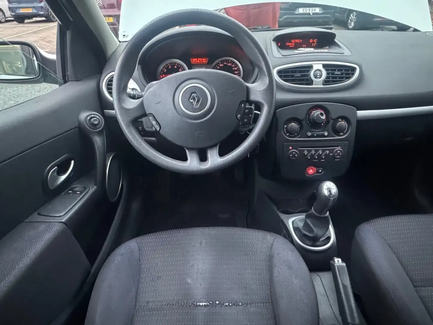 Renault Clio 1.2-16V Collection AIRCO 5DRS NATTE AUTO RIJDT GOE Wit - 2