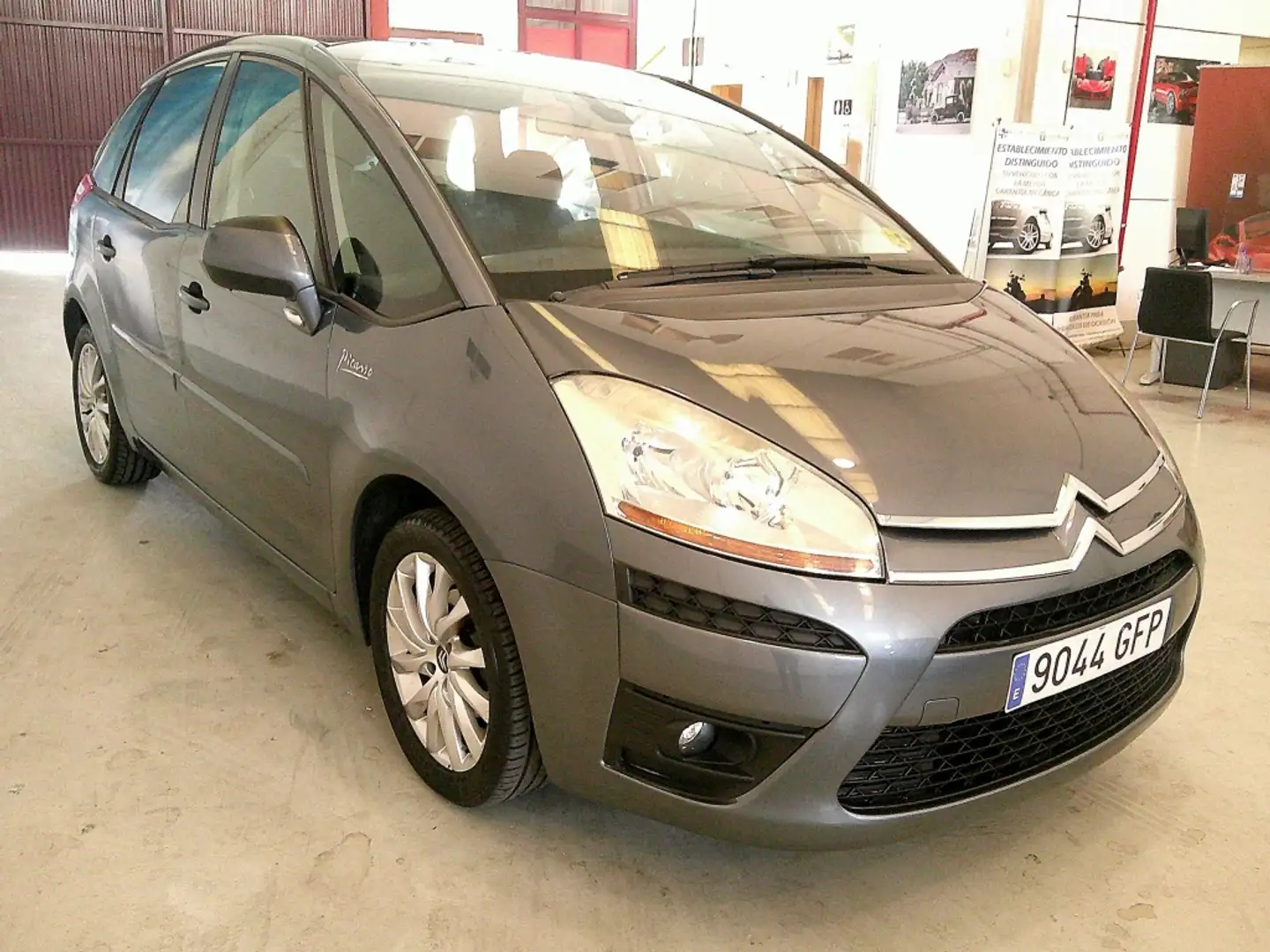 Citroen C4 Picasso 1.6HDI Exclusive+ CMP Grey - 2