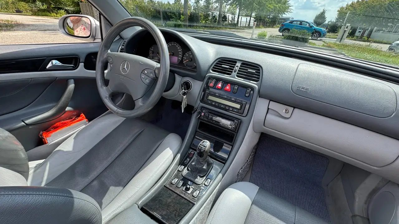 Mercedes-Benz CLK 220 Kompressor Avantgarde, foto 9