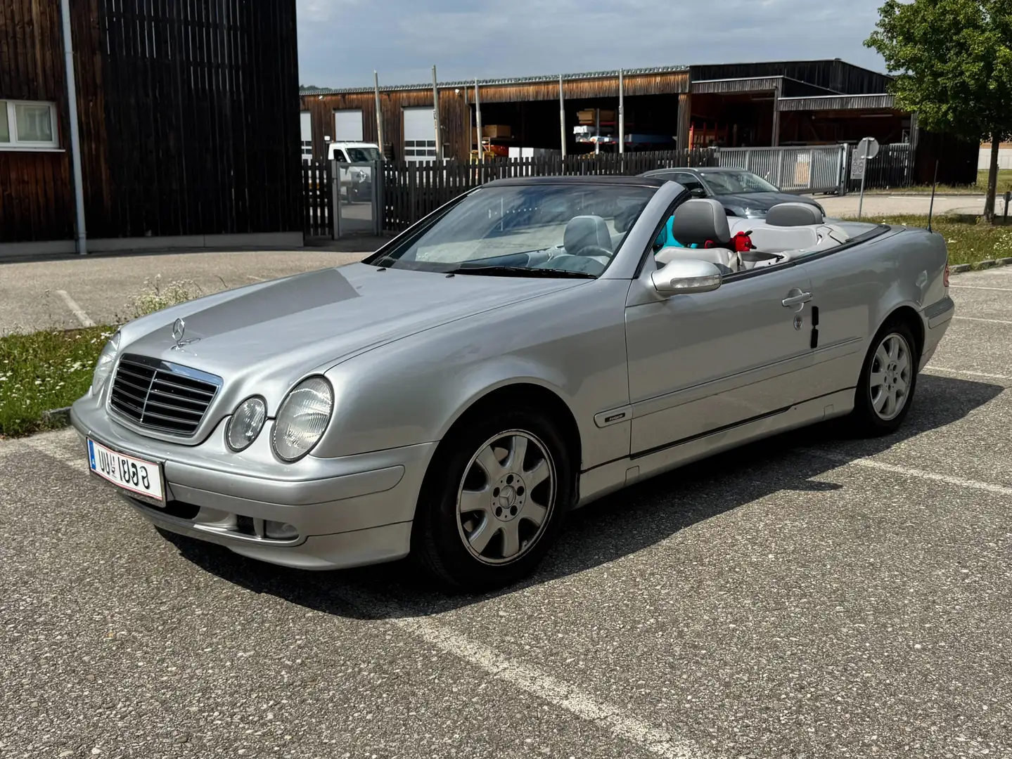 Mercedes-Benz CLK 220 Kompressor Avantgarde Silber - 1