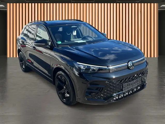 Volkswagen Tiguan view 22