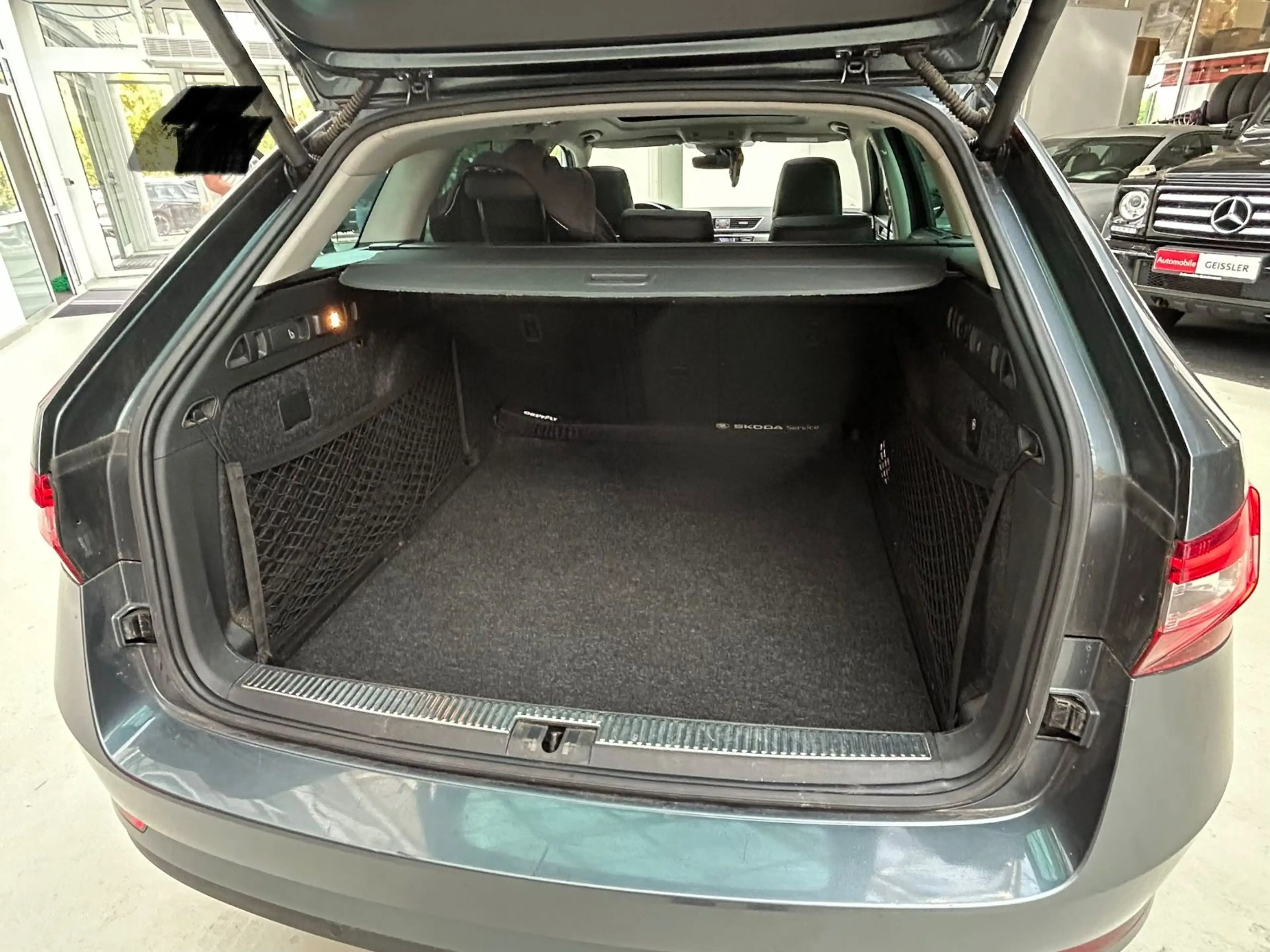 Skoda Superb Combi Style — photo 4