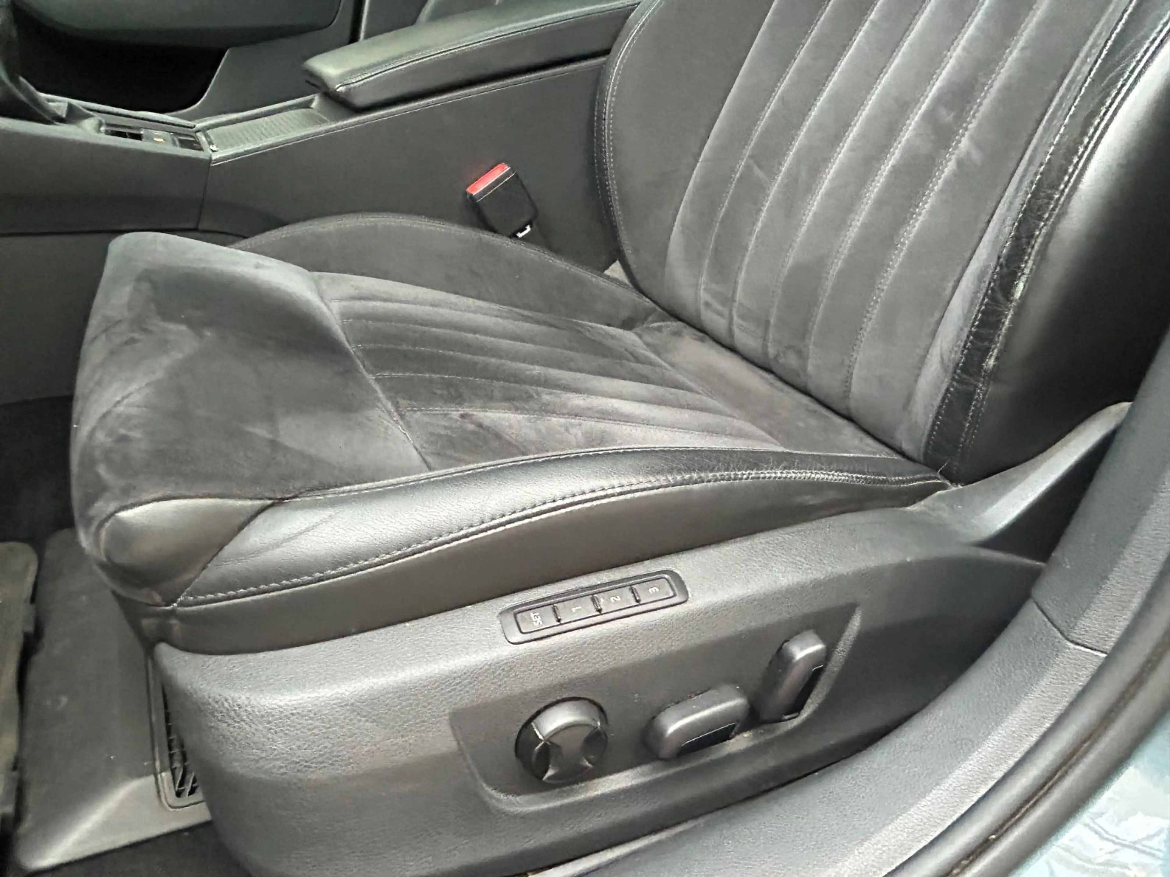 Skoda Superb Combi Style — photo 11