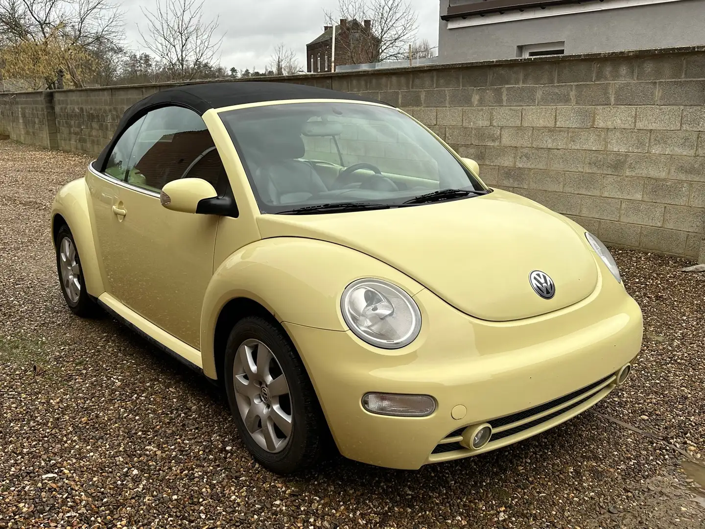 Volkswagen New Beetle 1.9 TDi  Clim Cuir chauffée Etat impeccable Ct Ok Beżowy - 1