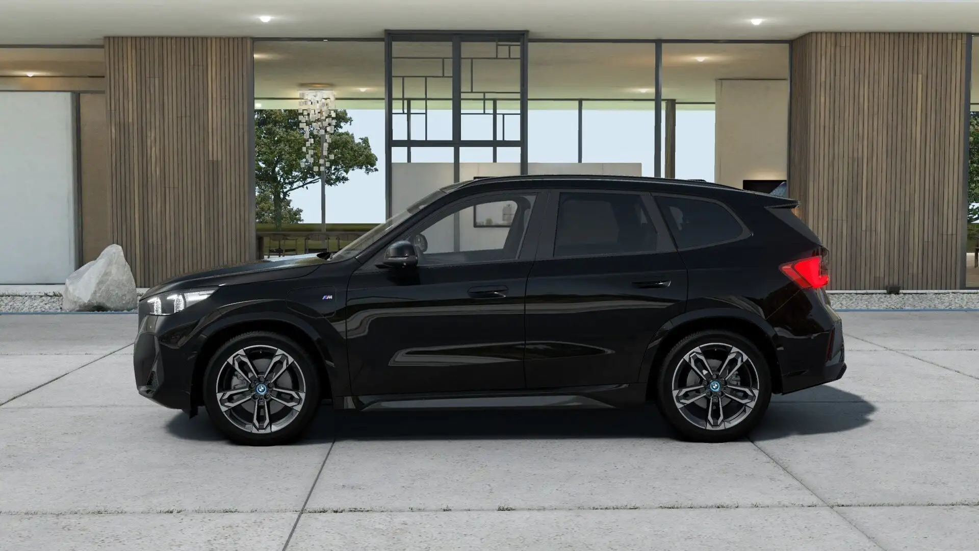 BMW X1 xDrive30e M Sport || 19Z AHK Pano adapt.LED Schwarz - 2