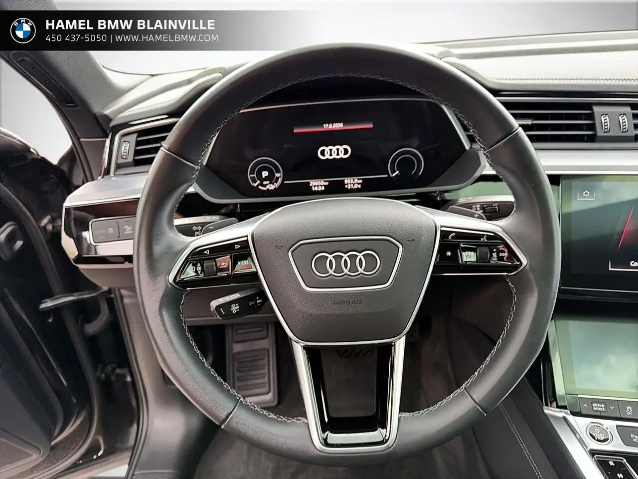 Audi Q8 e-tron снимка Audi Q8 e-tron