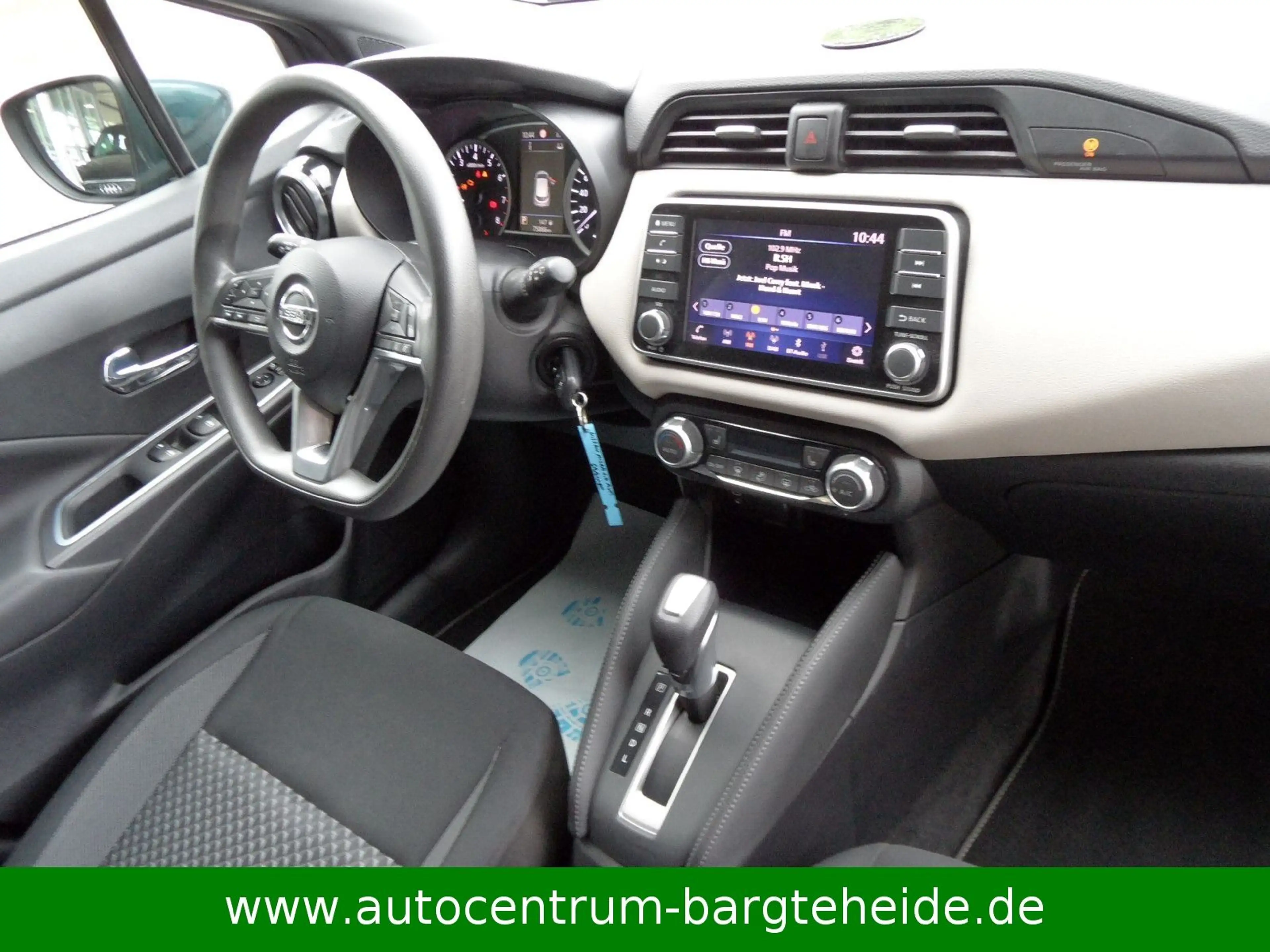 Nissan Micra Aut. N-Way — photo 10