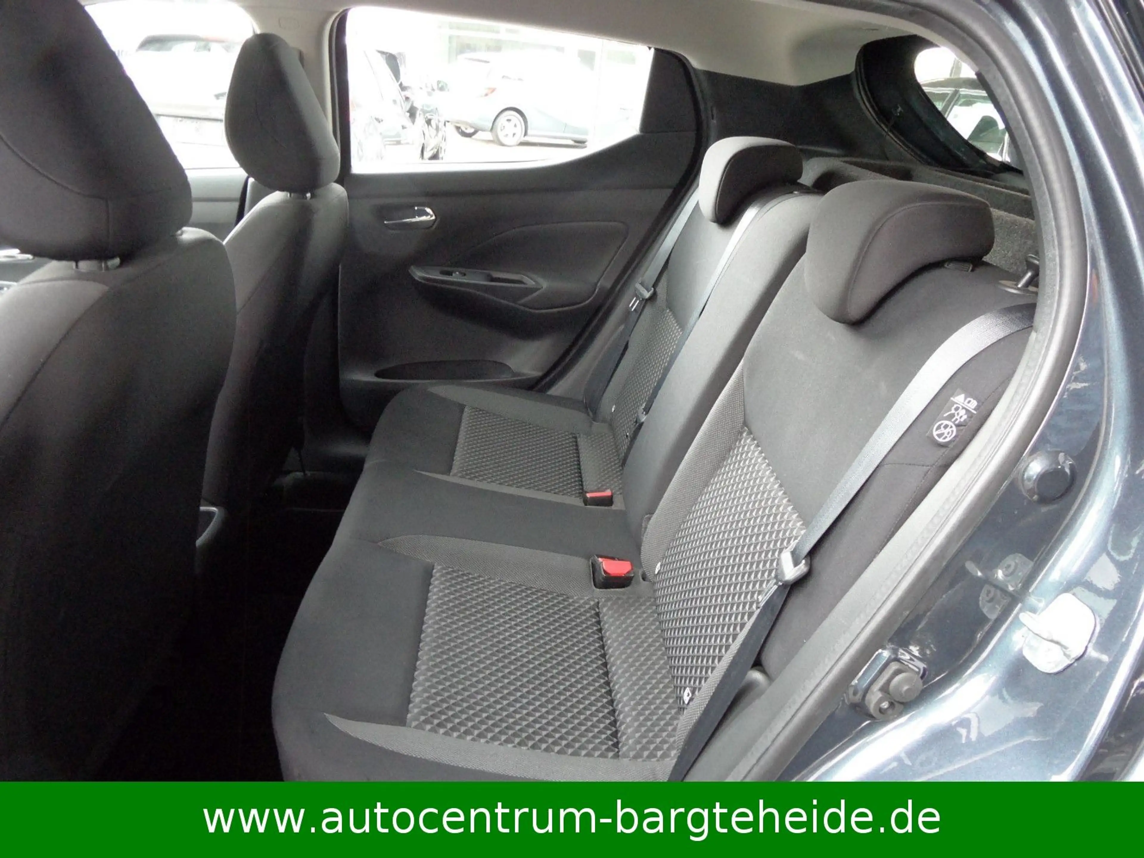 Nissan Micra Aut. N-Way — photo 12
