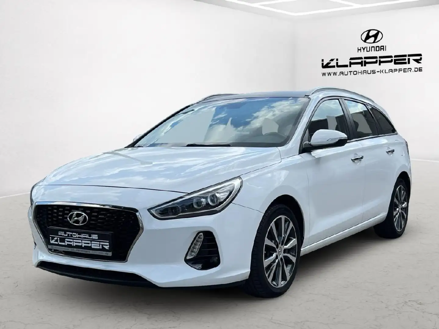Hyundai i30 Trend Белый - 1