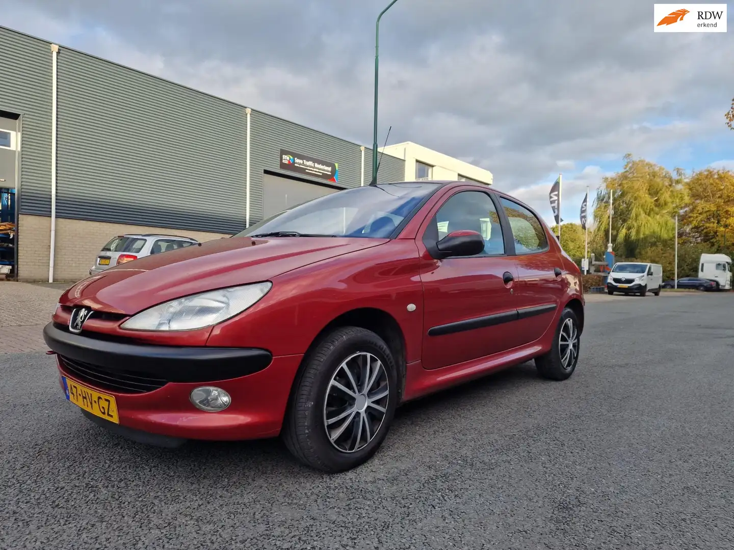 Peugeot 206 1.4 Gentry AUTOMAAT AIRCO TREKHAAK 5 DEUR Rouge - 1