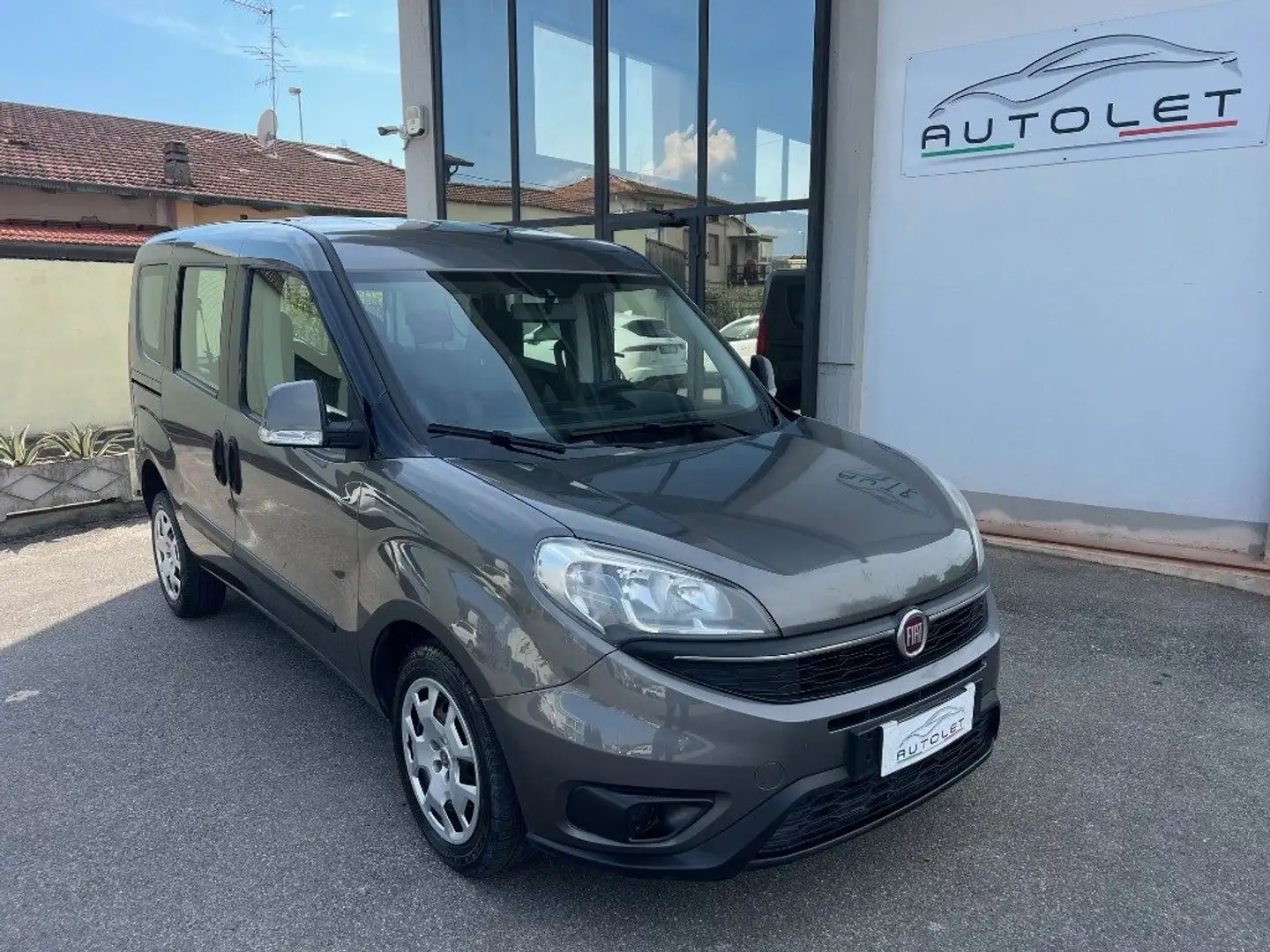 Fiat Doblo Doblò 1.6 MJT 16V 120CV Lounge Grigio - 1
