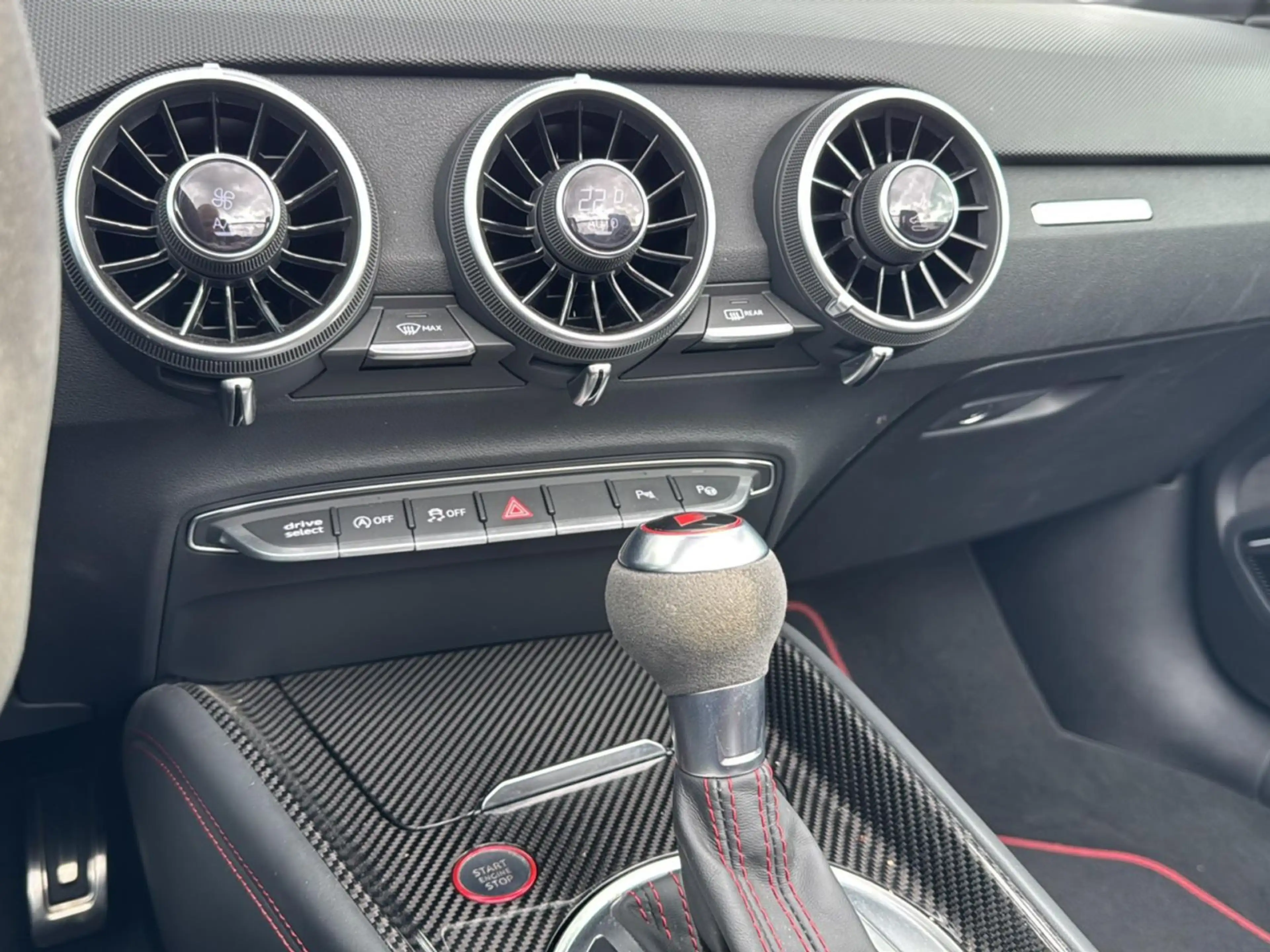 Audi TTS 2.0 TFSI quattro S-tronic Competiti — photo 14