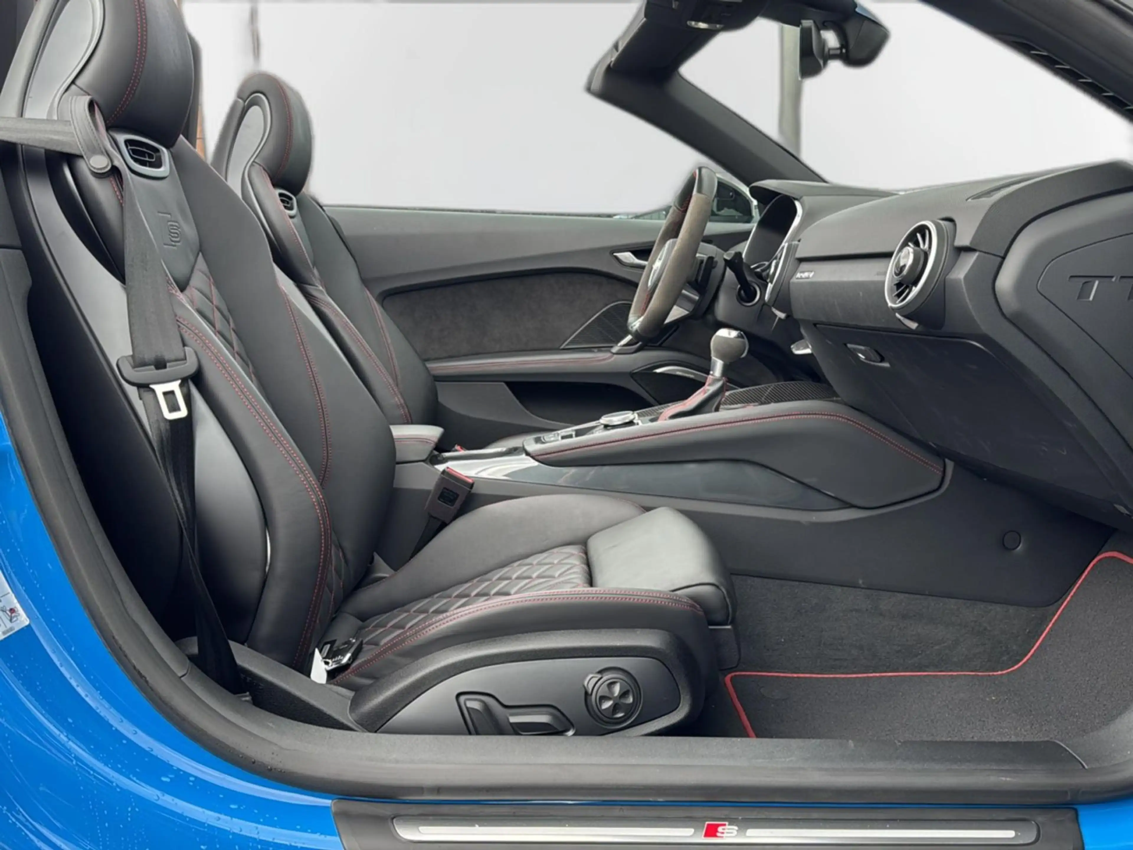Audi TTS 2.0 TFSI quattro S-tronic Competiti — photo 11