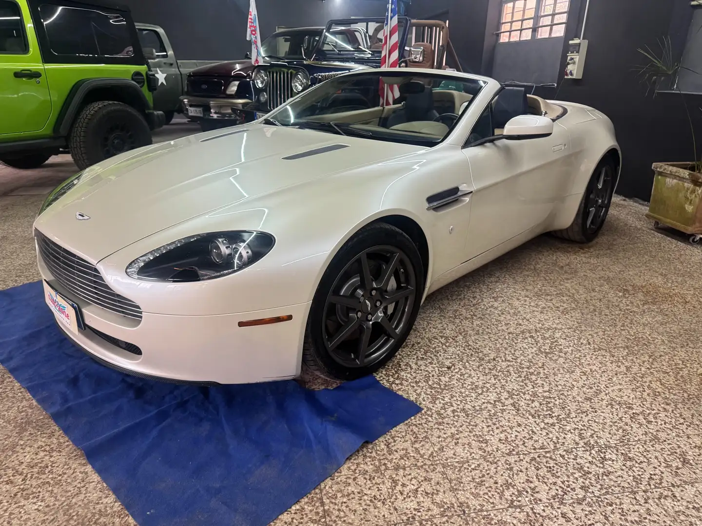 Aston Martin Vantage Vantage Roadster 4.3 V8 sportshift - 2