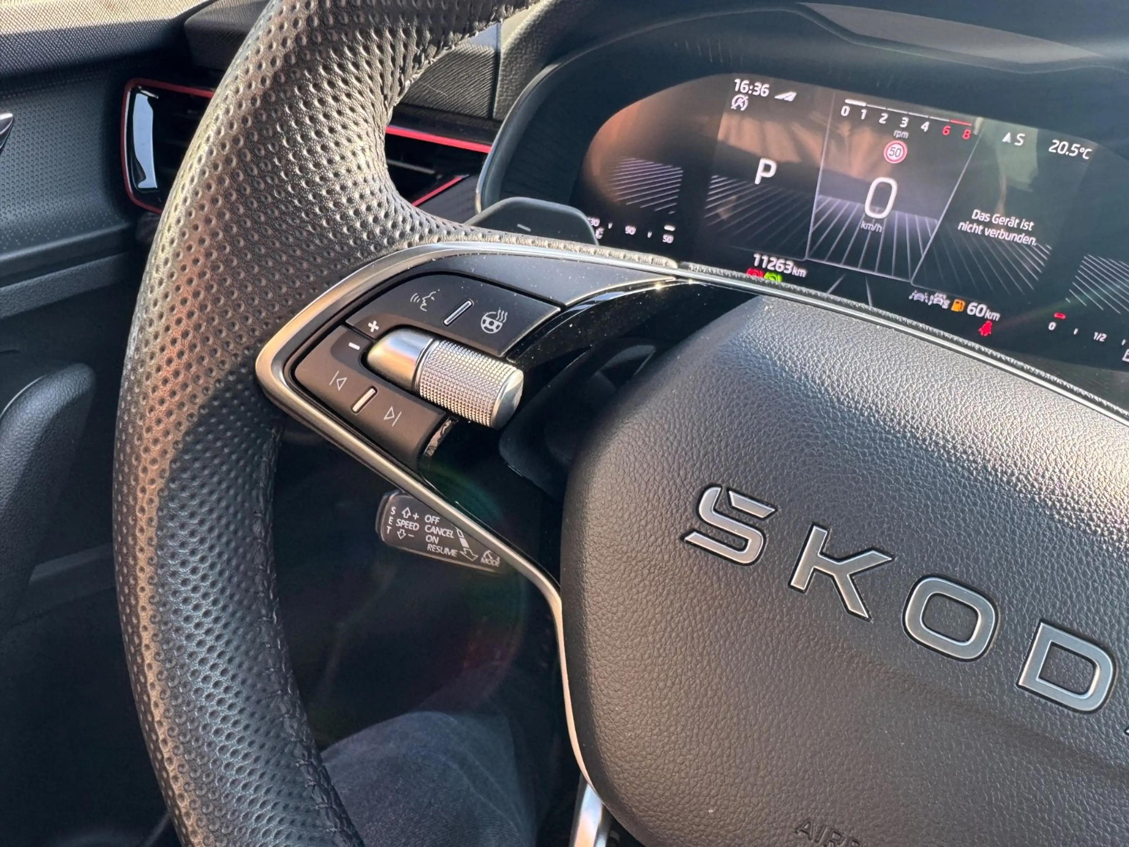 Skoda Kamiq Monte Carlo DSG-Matrix-ACC 85lw — photo 17