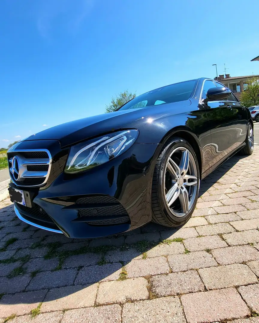 Mercedes-Benz E 220 d AMG Line auto - 1
