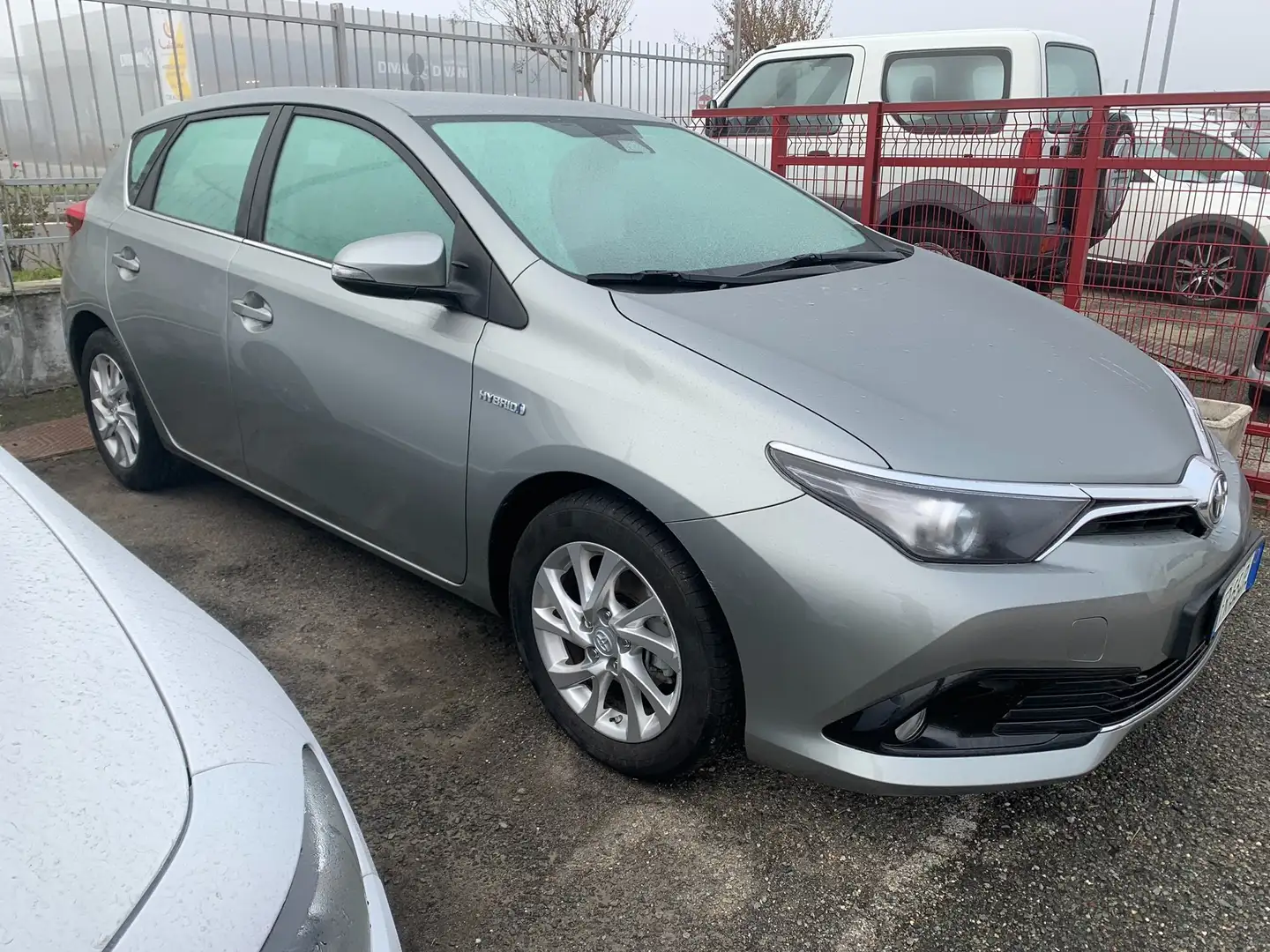 Toyota Auris Auris 1.8h Active cvt my17 Grigio - 2