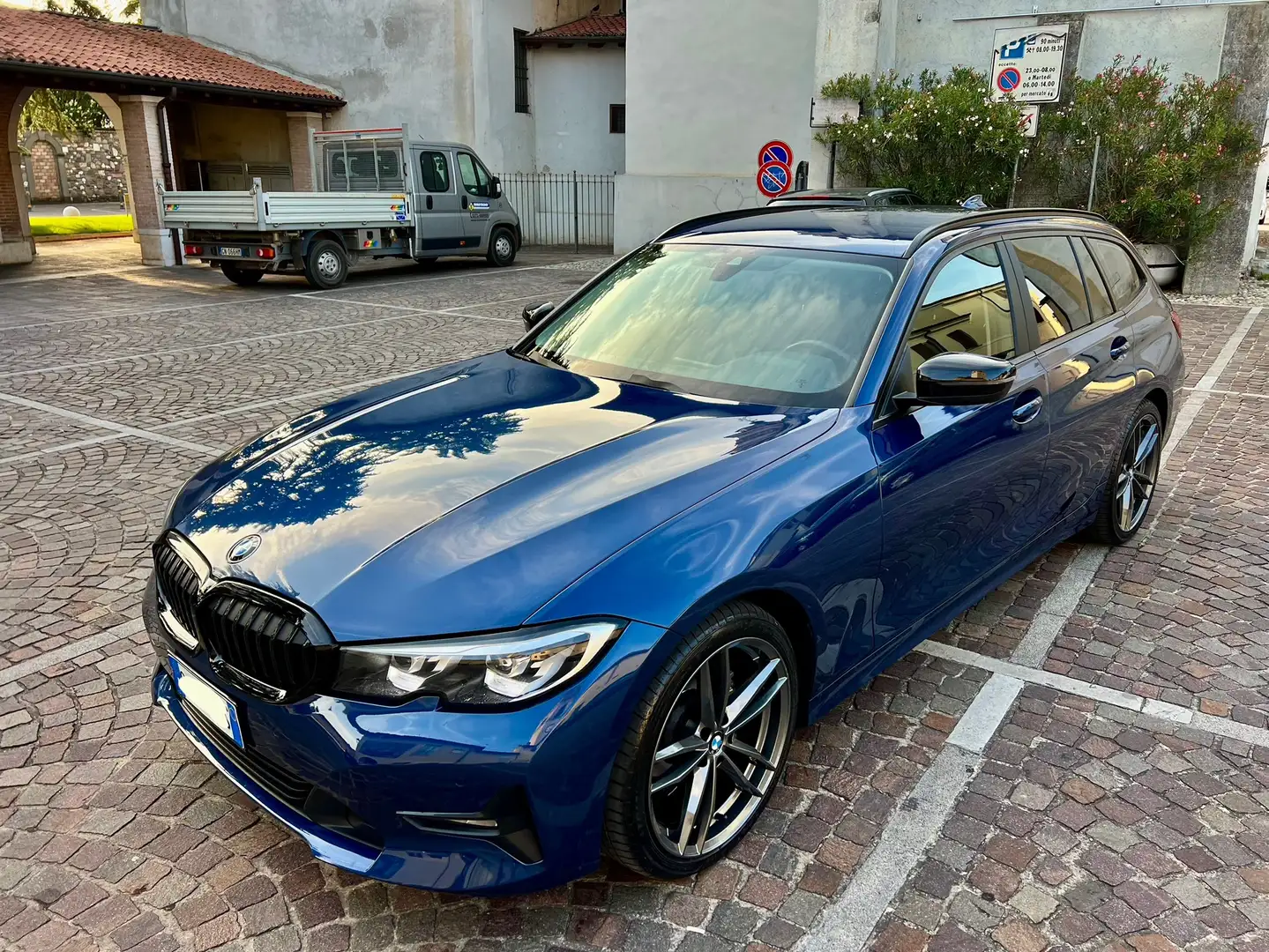 BMW 318 318d Touring mhev 48V Sport auto - 2