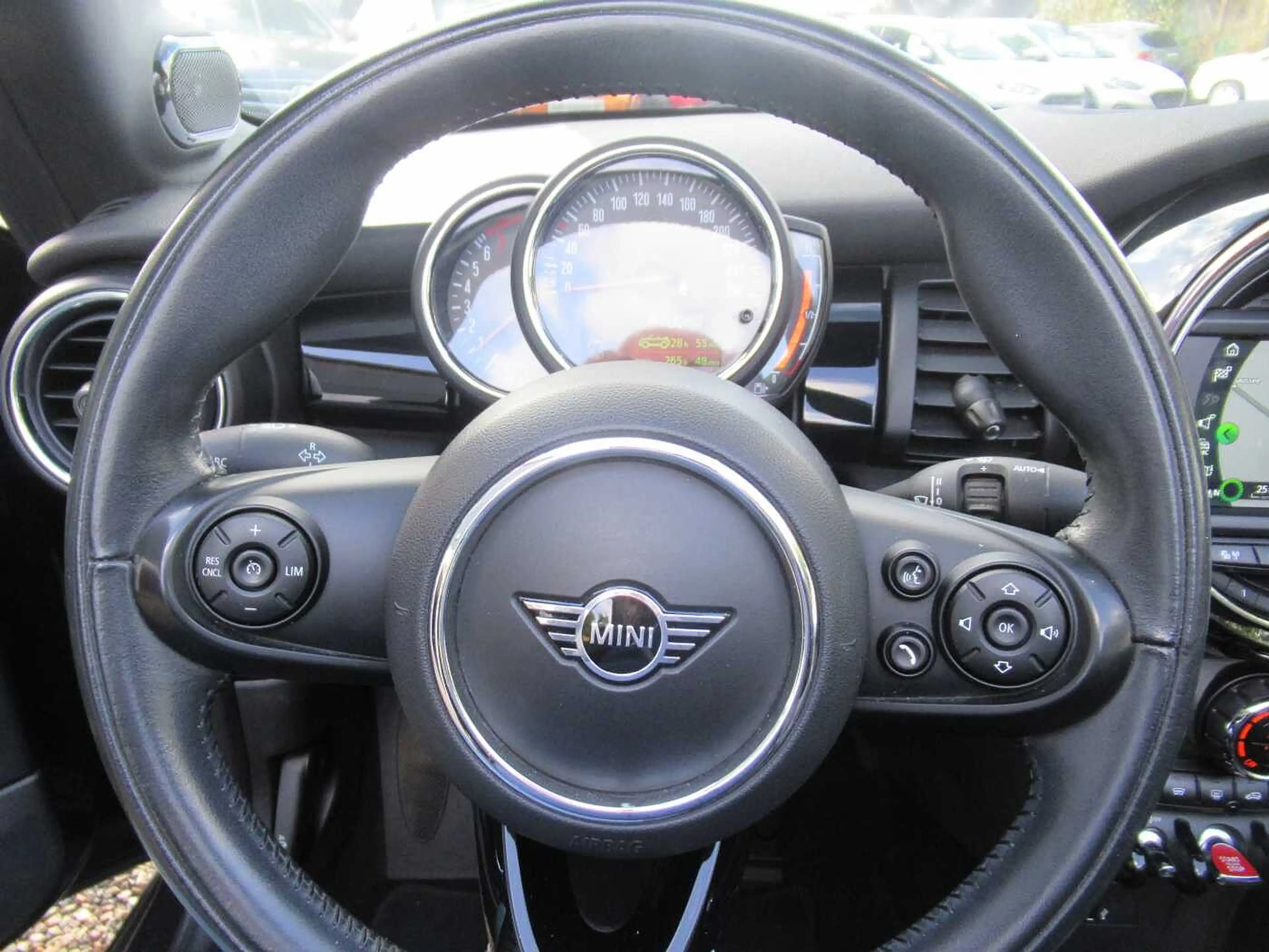 MINI Cooper Cabrio — photo 14