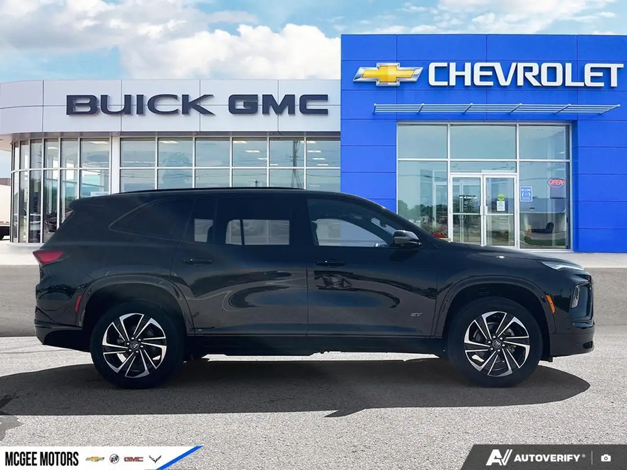 Buick Enclave снимка Buick Enclave