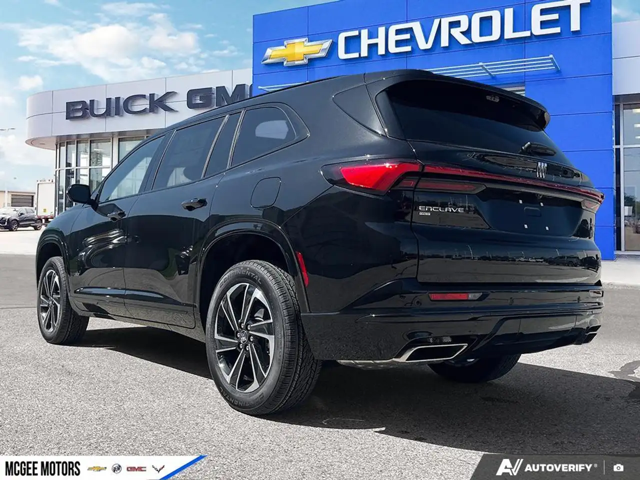 Buick Enclave снимка Buick Enclave