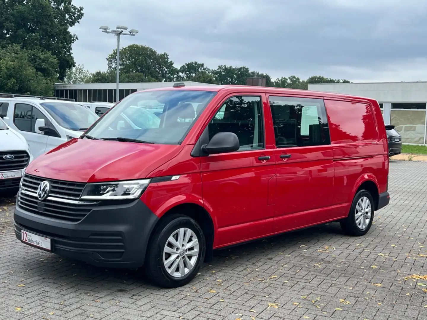 Volkswagen T6 Transporter T6.1 TRANSPORTER 4MOTION LANG LED/STANDHEIZ/NAVI Rot - 1