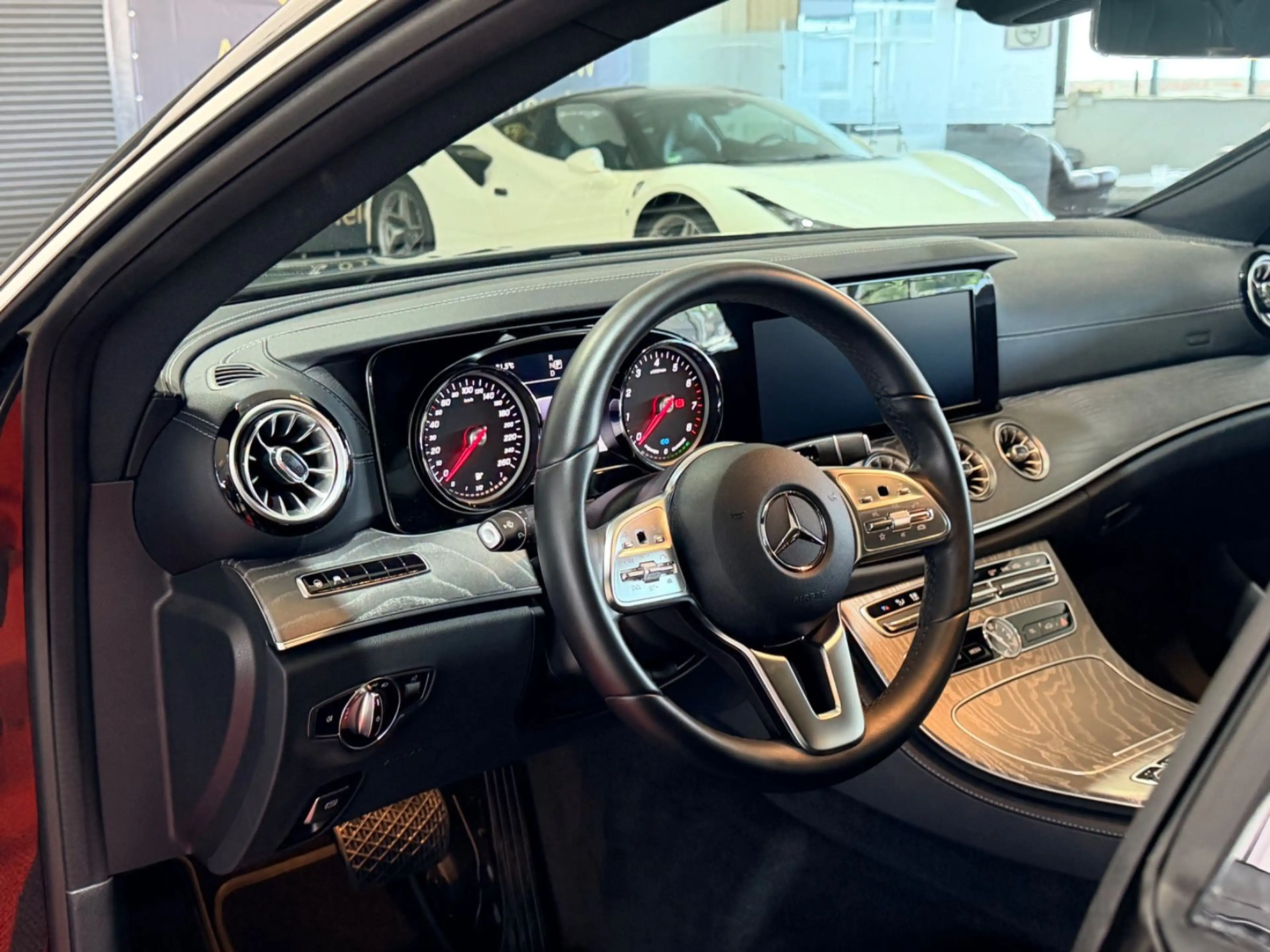 Mercedes-Benz CLS 450 4Matic*LED*KAMERA*BURMESTER*VOLLLEDER* — photo 14