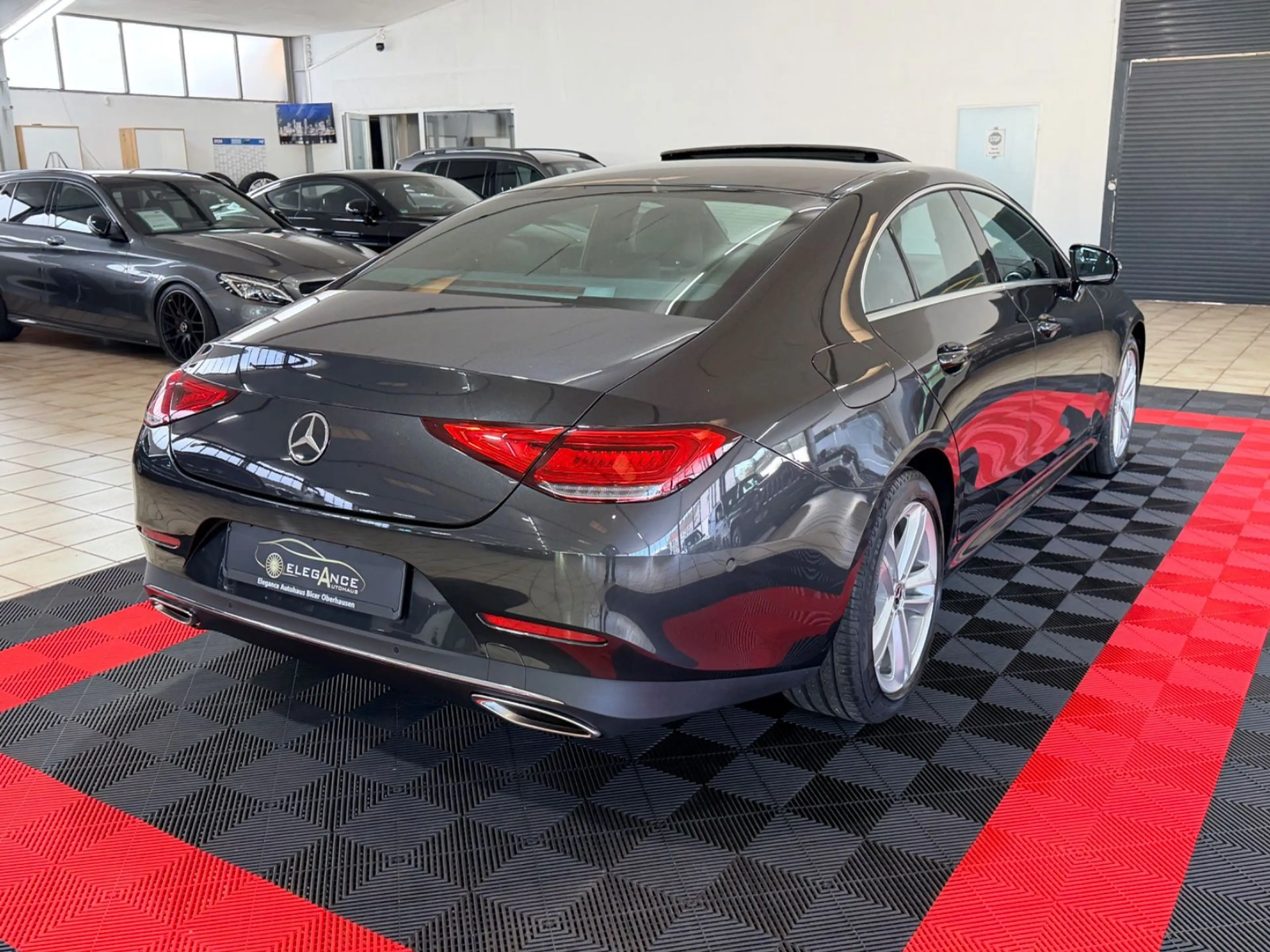 Mercedes-Benz CLS 450 4Matic*LED*KAMERA*BURMESTER*VOLLLEDER* — photo 5