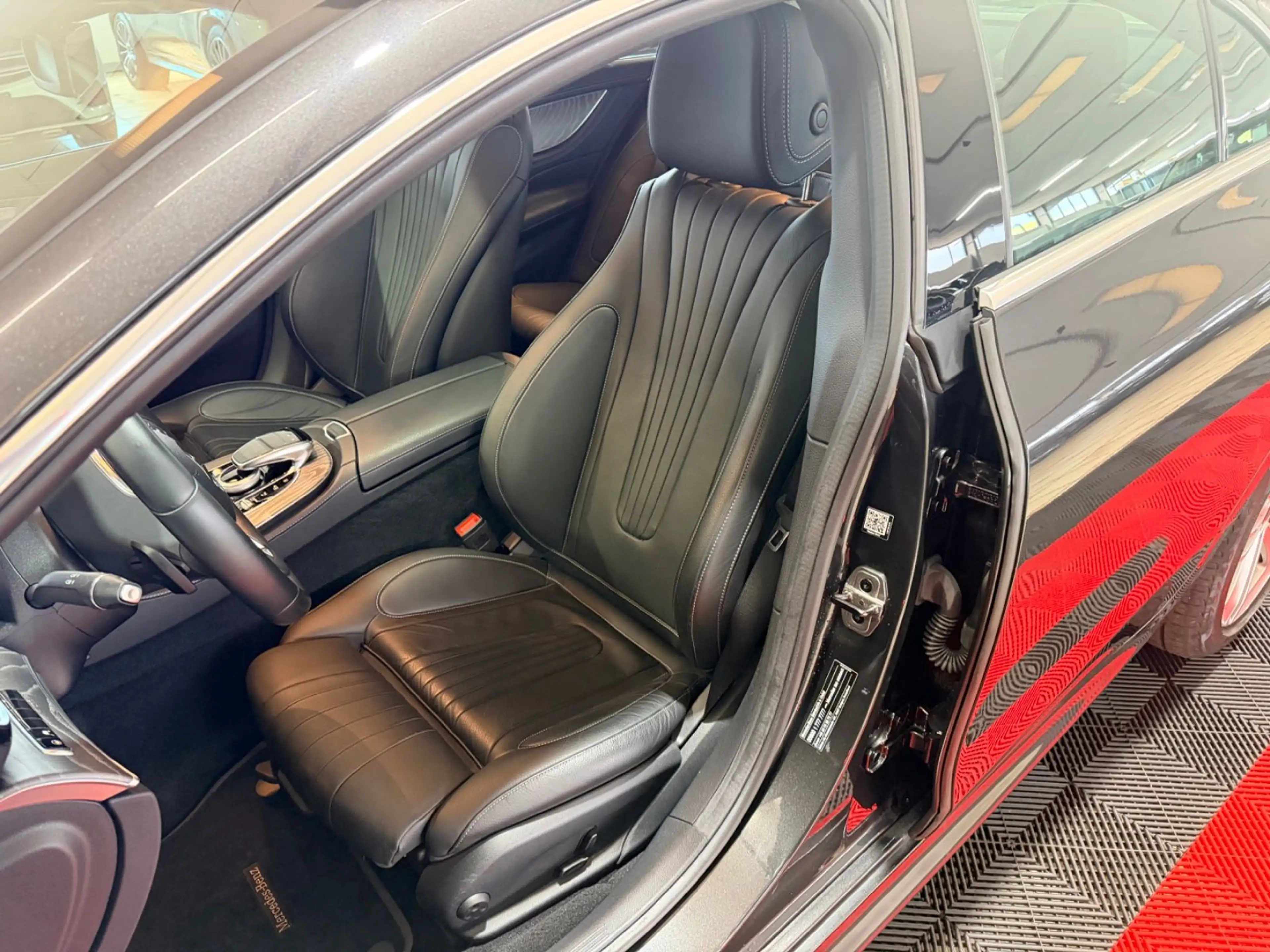 Mercedes-Benz CLS 450 4Matic*LED*KAMERA*BURMESTER*VOLLLEDER* — photo 13
