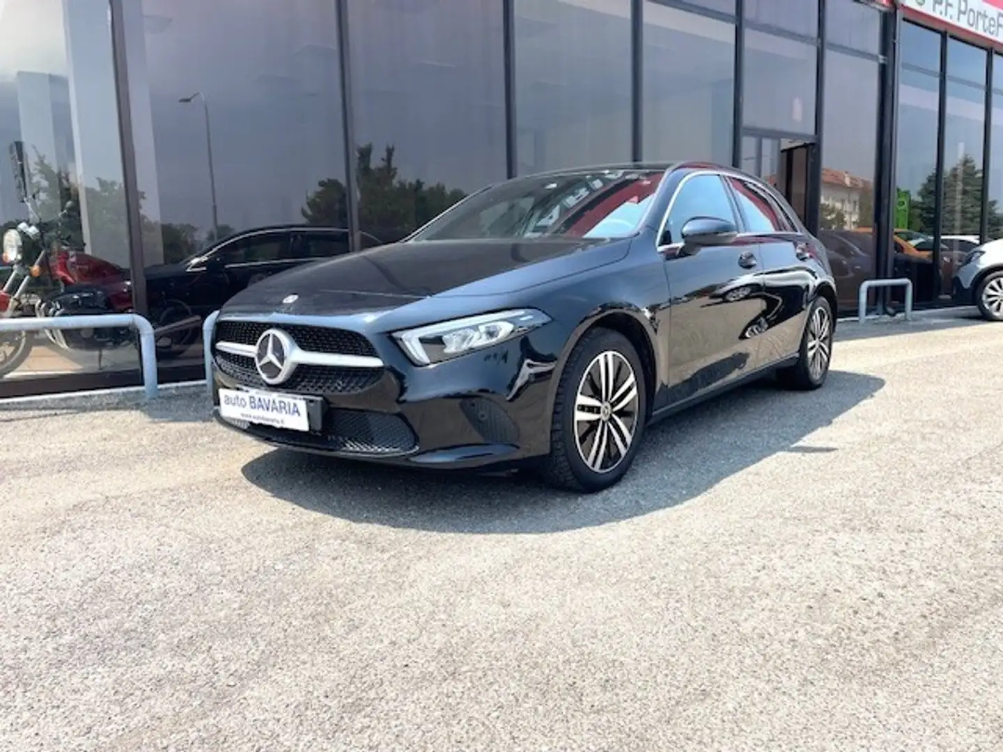 Mercedes-Benz A 250 A 250 e hybrid EQ Business Nero - 1