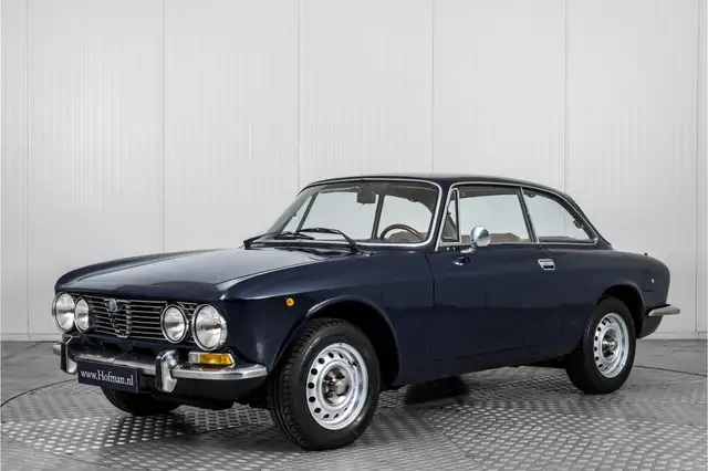 Alfa Romeo GT 1300 Junior only 2 owners .