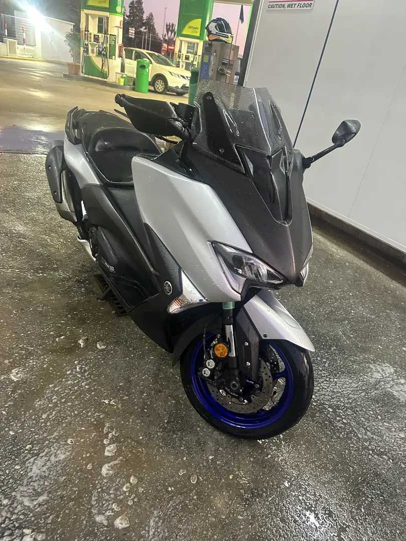 Yamaha TMAX 530 - 1