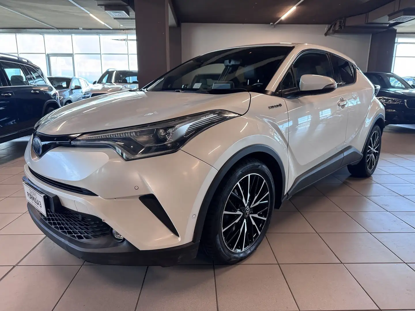 Toyota C-HR C-HR 1.8 Hybrid E-CVT Lounge Blanc - 1