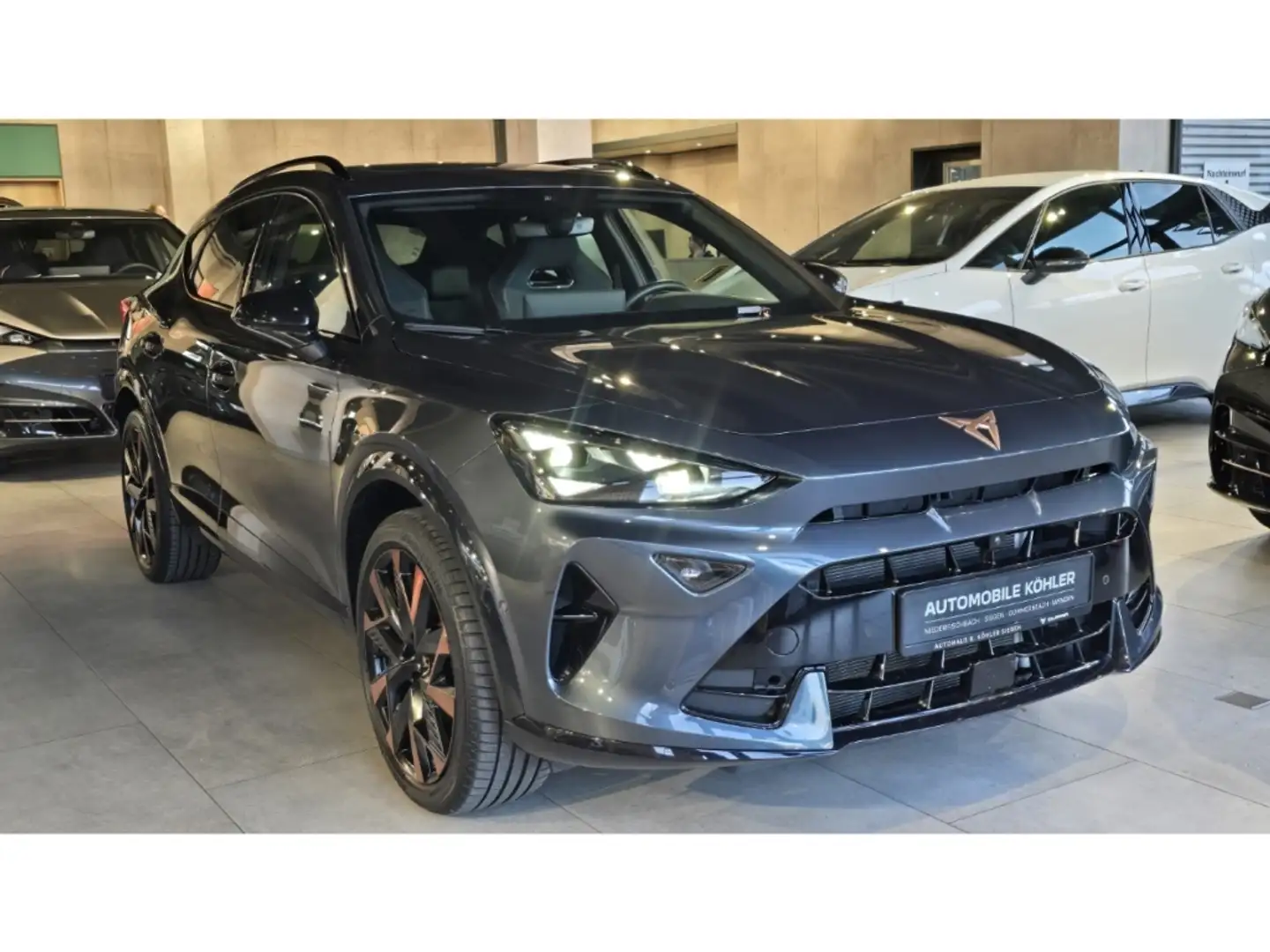 CUPRA Formentor VZ 2.0 TSI EU6d AD El. Panodach Navi Sennheiser Me Grau - 2