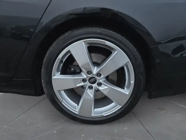 Audi S6 view 15