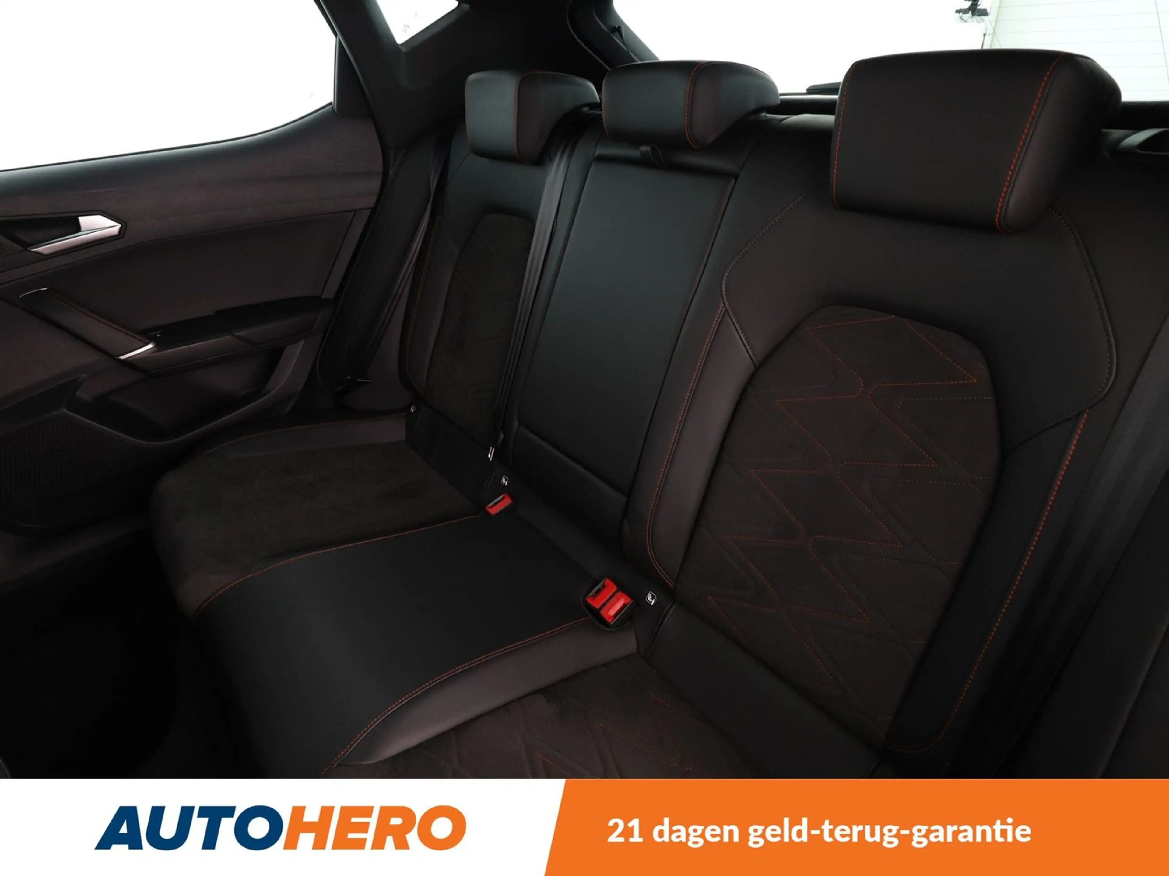 SEAT Leon e-Hybrid 1.4 TSI e-HYBRID FR — photo 14