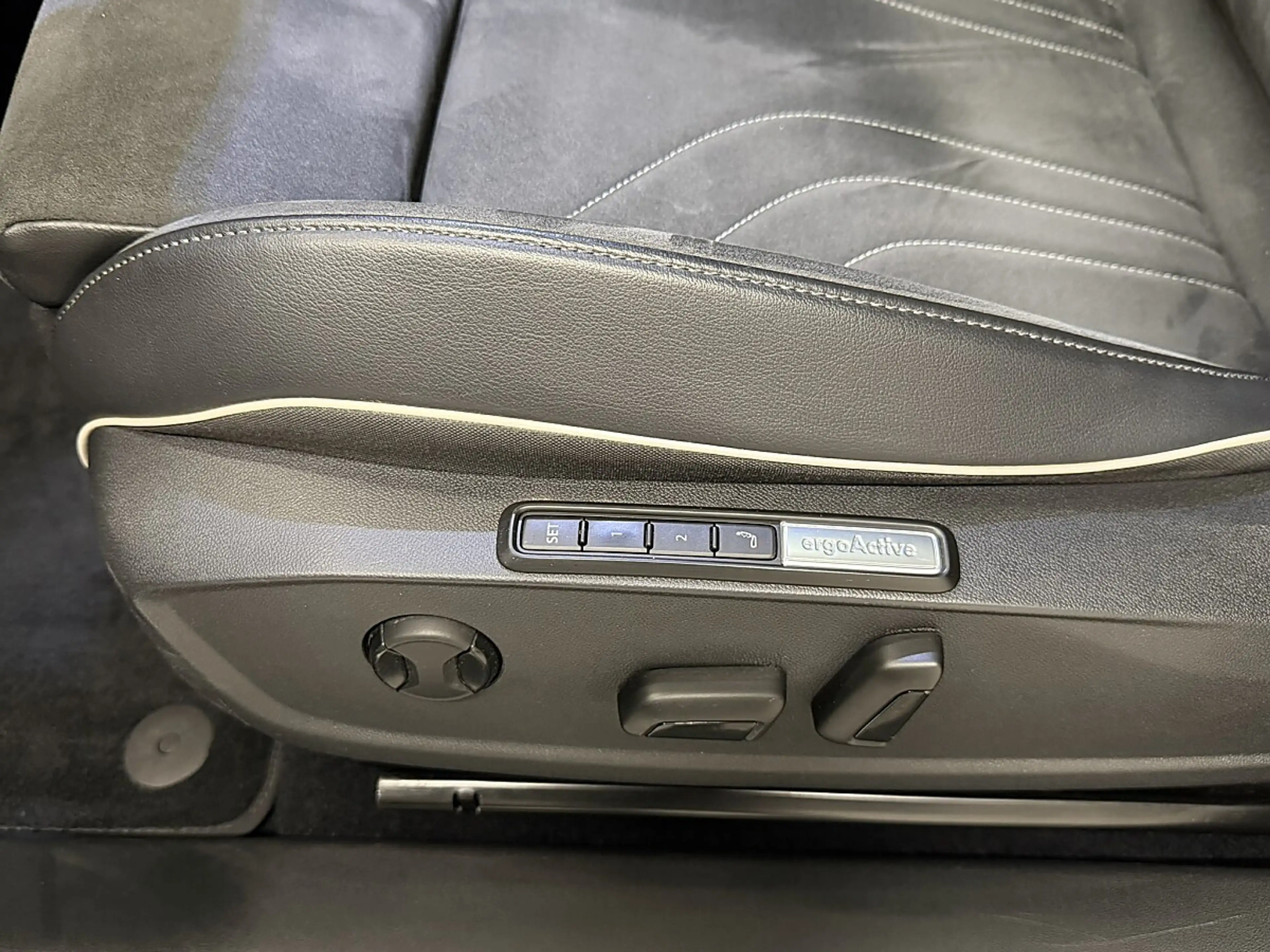 Volkswagen ID.5 Pro Performance 150kW / 77kWh.Matrix LED/ACC/He... — photo 11