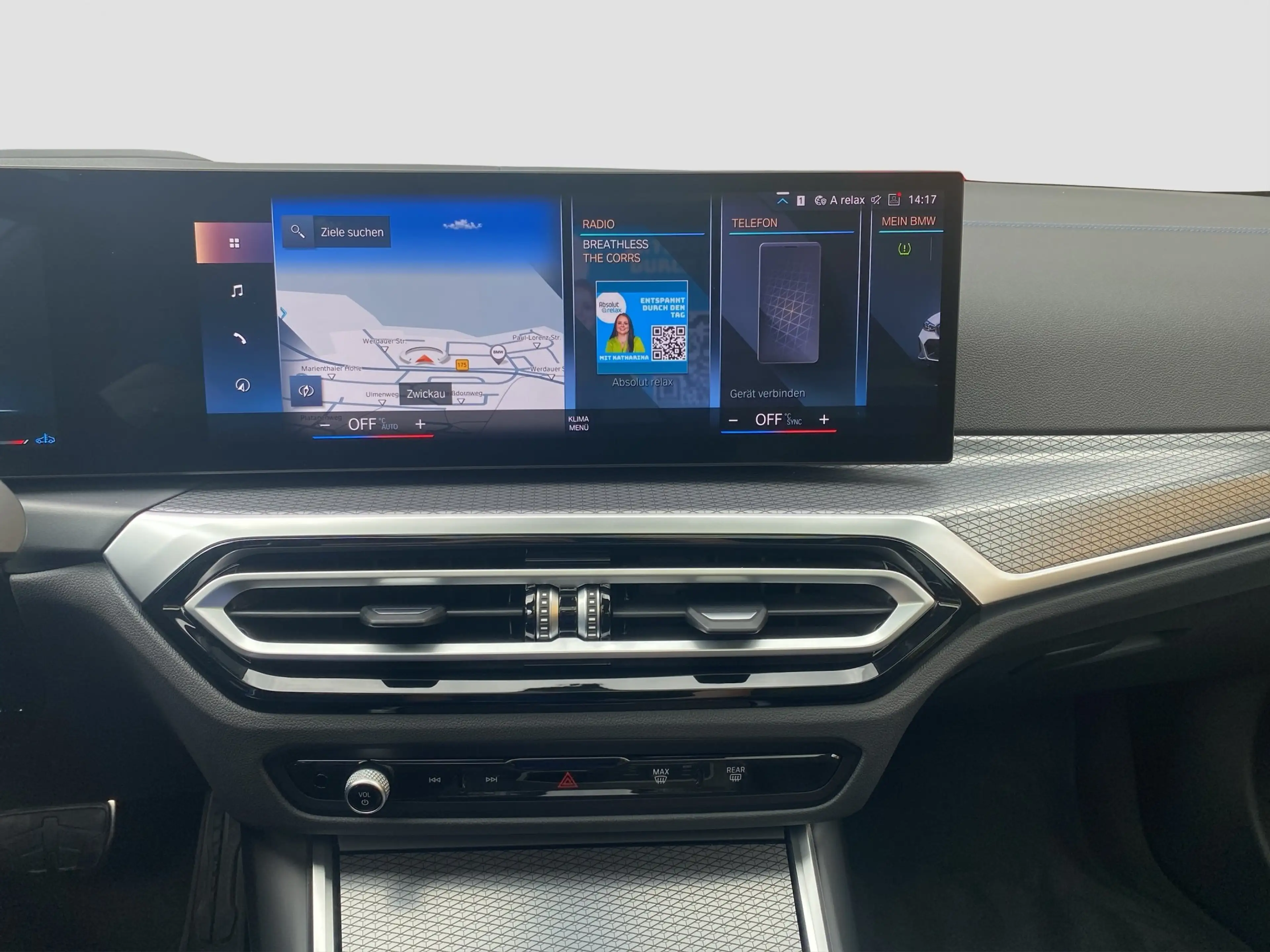 BMW 330 i xDrive Touring M-Sport PRO Pano AHK H&K RFK — photo 14