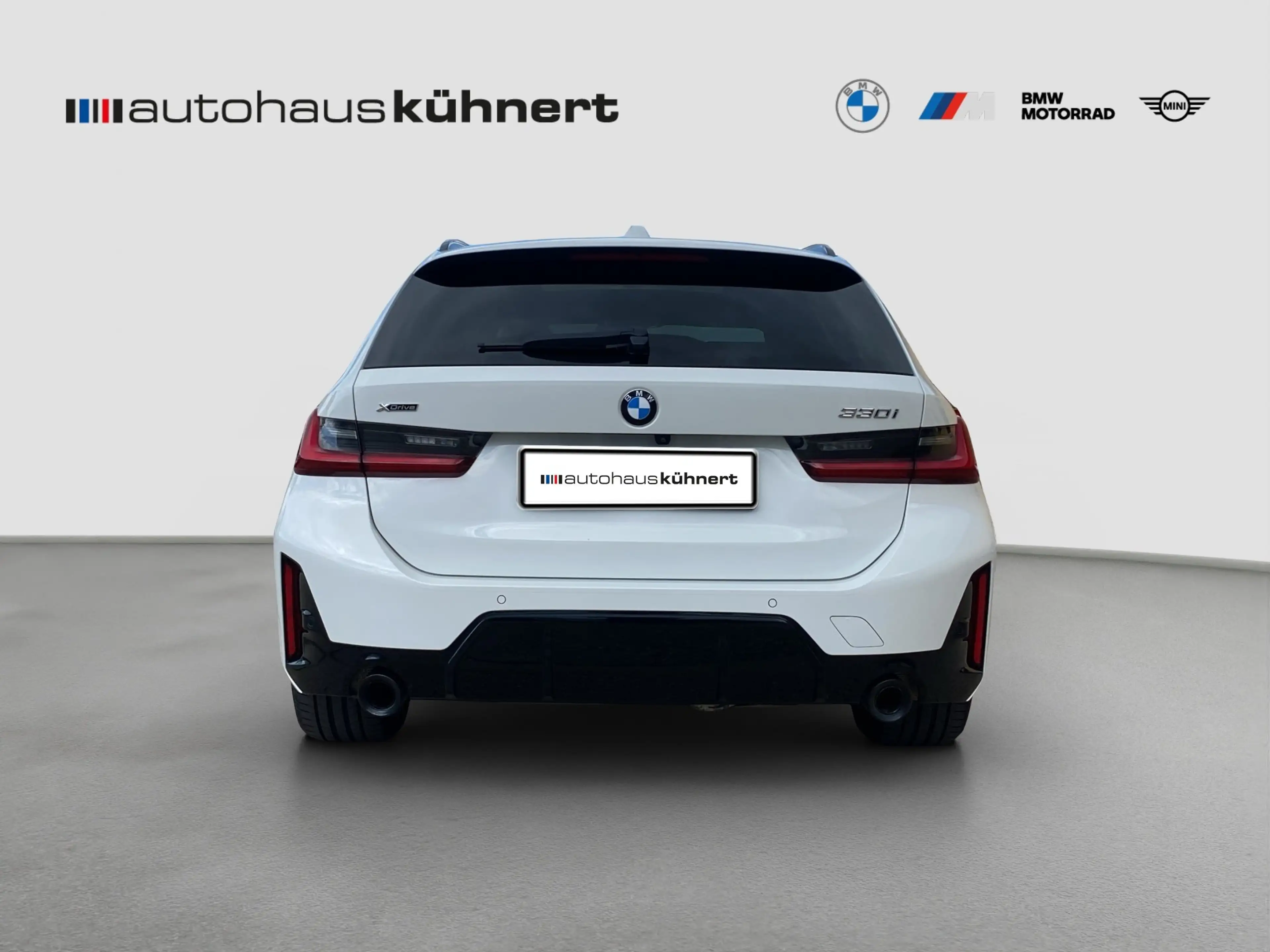 BMW 330 i xDrive Touring M-Sport PRO Pano AHK H&K RFK — photo 6