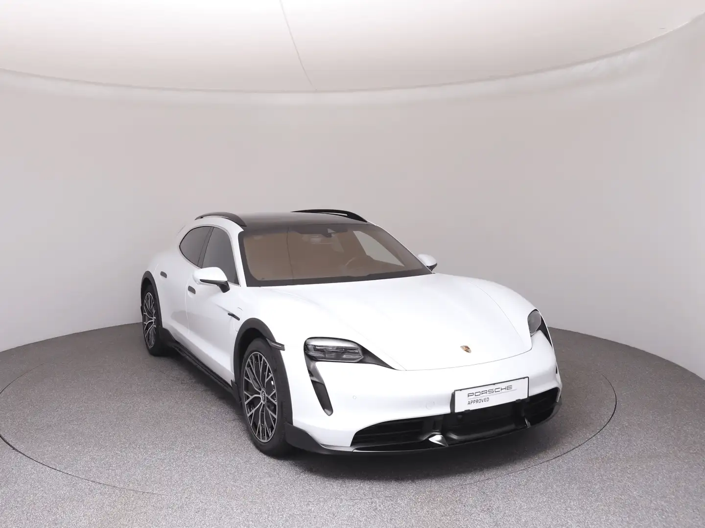 Porsche Taycan Turbo Cross Turismo Weiß - 2