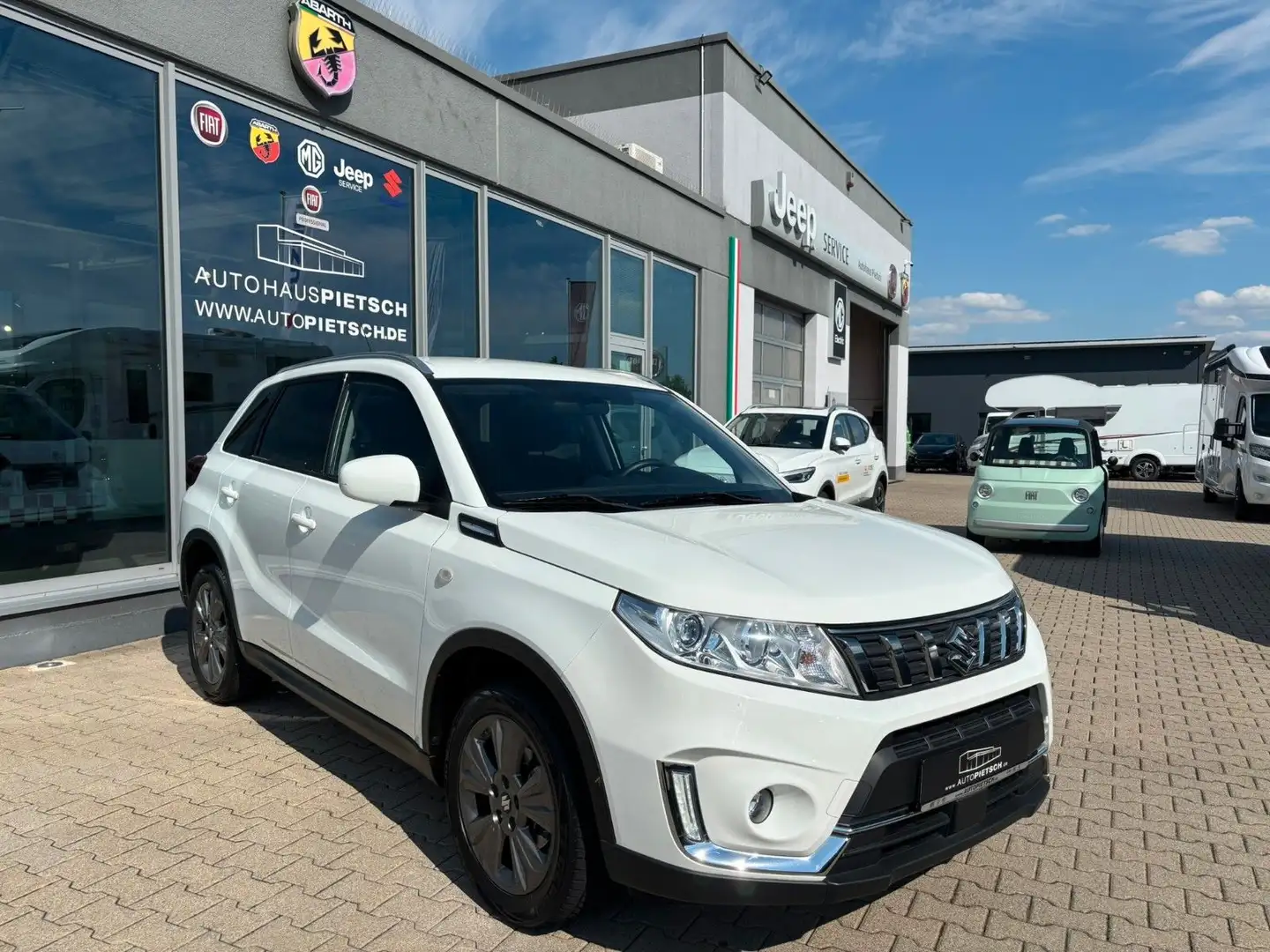 Suzuki Vitara 1.0 Boosterjet Comfort Bílá - 2