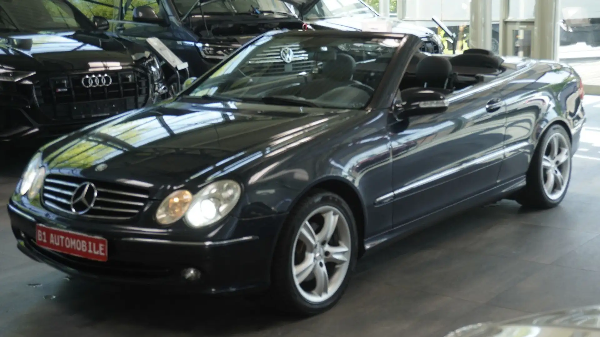 Mercedes-Benz CLK 200 Cabrio Kompressor*BI-XENON*NAVI*SHZ Noir - 2