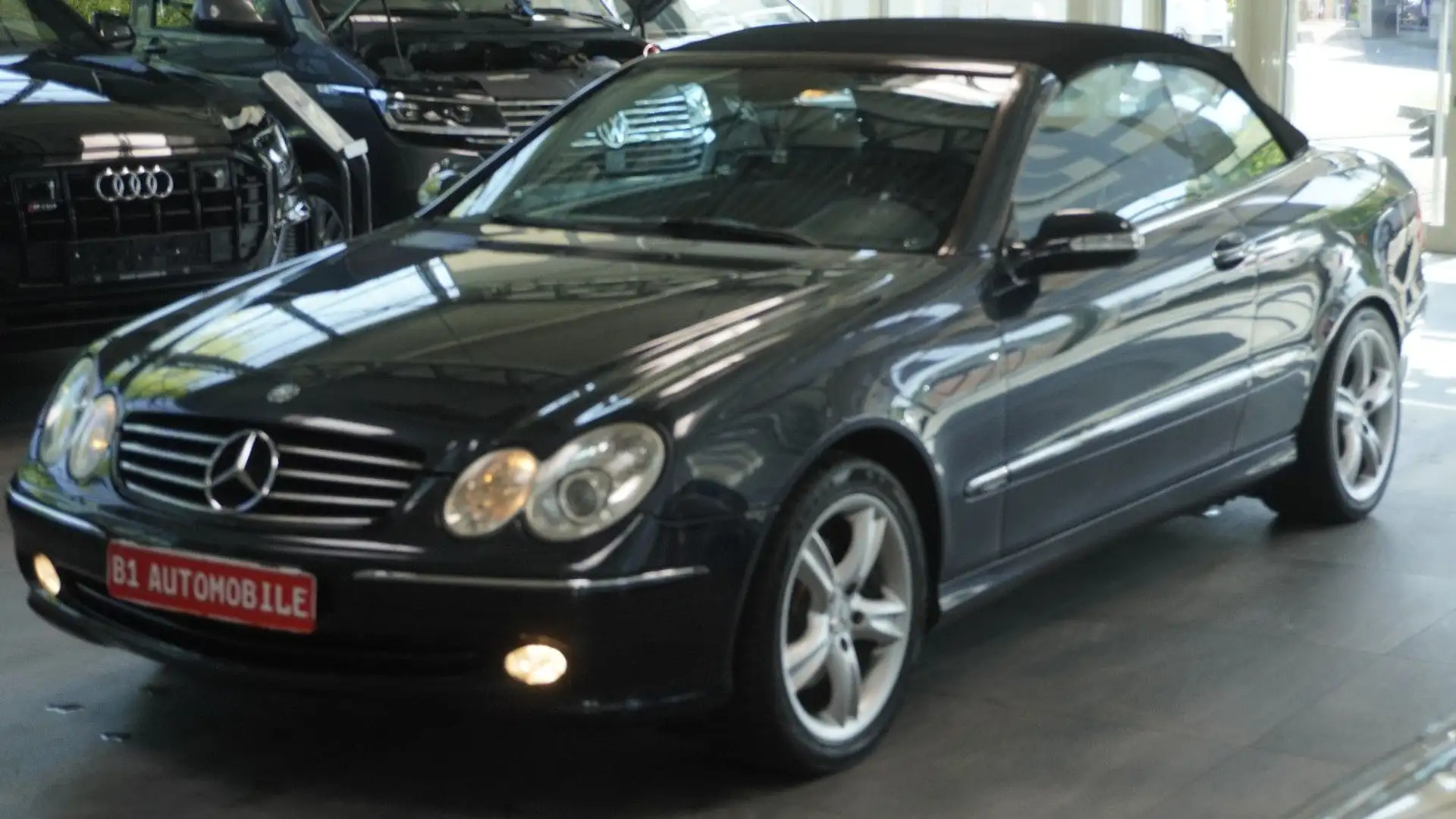 Mercedes-Benz CLK 200 Cabrio Kompressor*BI-XENON*NAVI*SHZ Noir - 1