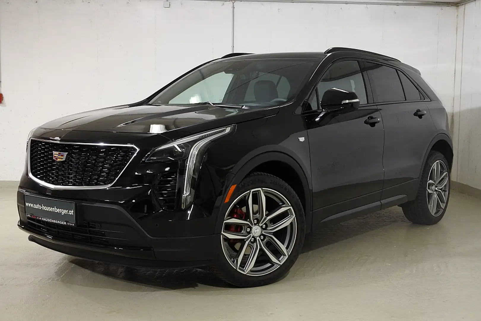 Cadillac XT4 Sport AWD Schwarz - 1